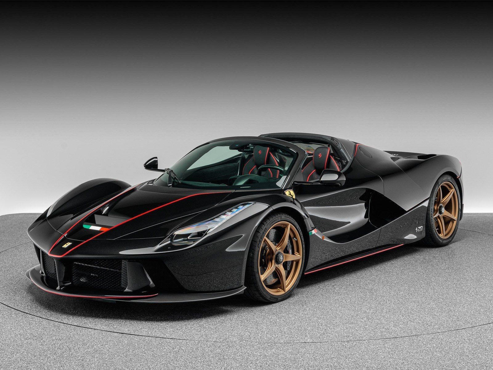 1600x1200 Ferrari LaFerrari Aperta
