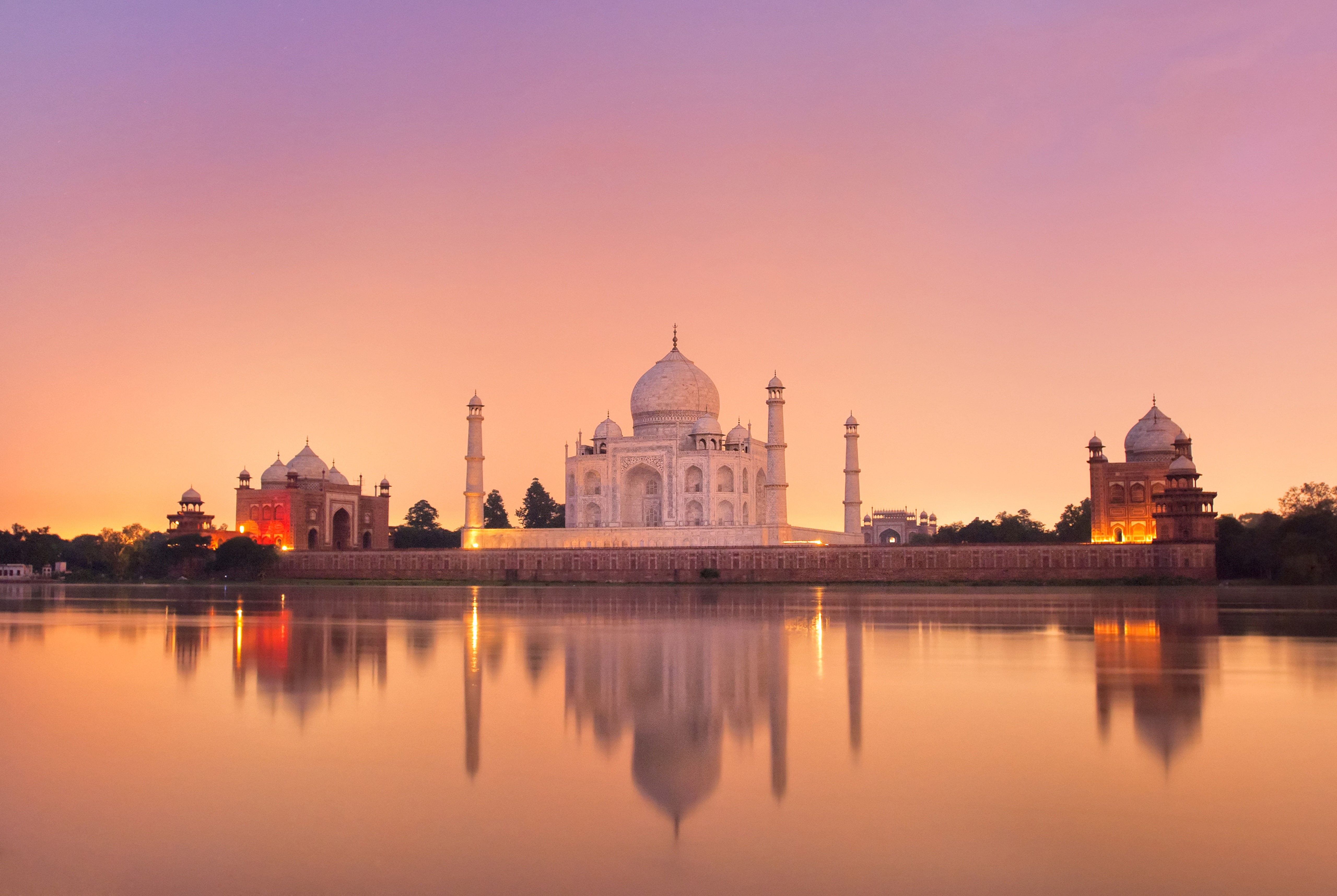 5120x3434 Yamuna River Wallpaper