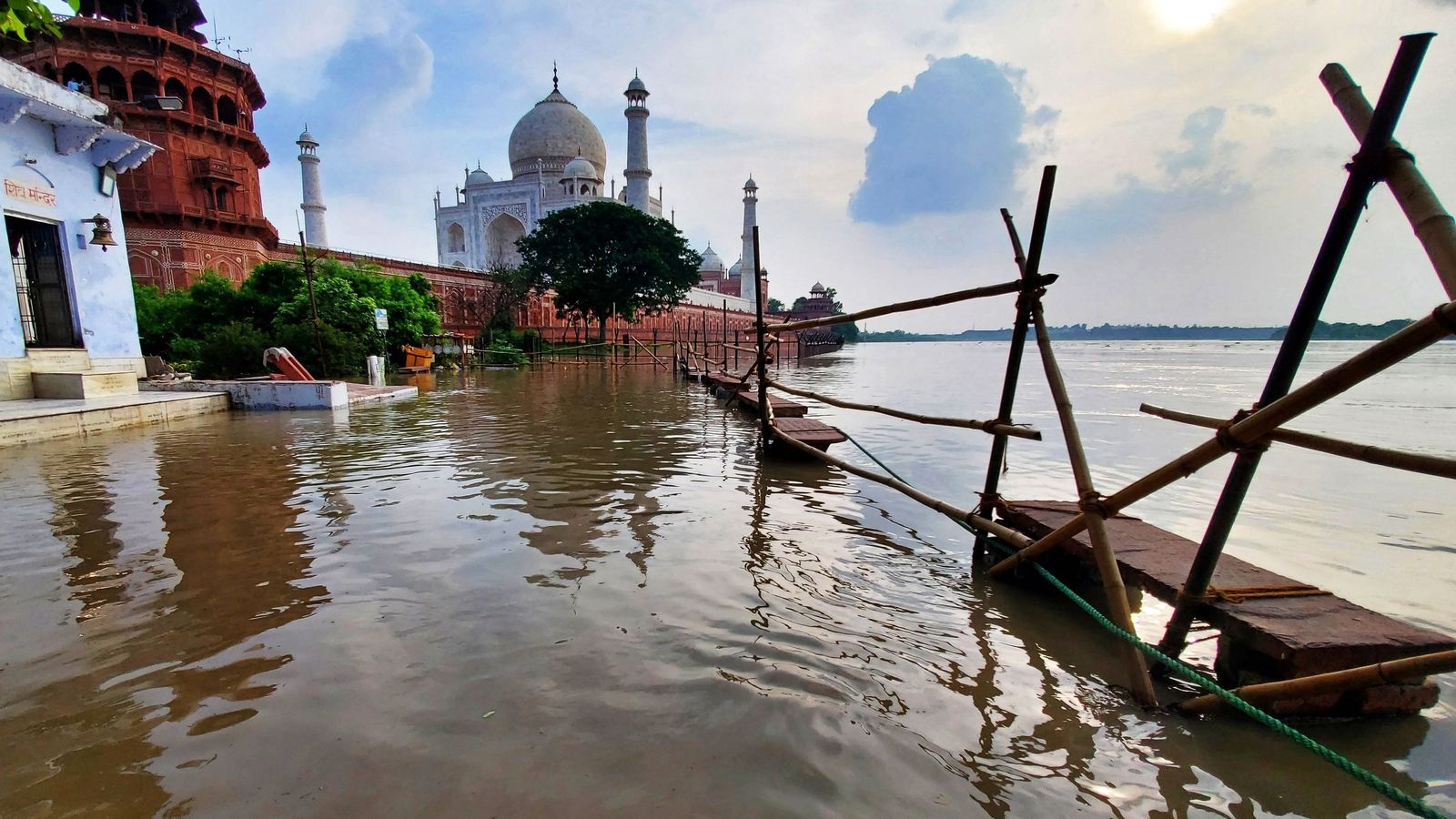 1600x900 Evening brief: Yamuna reaches Taj Mahal walls for the first time in 45 years; and all the latest news. India News