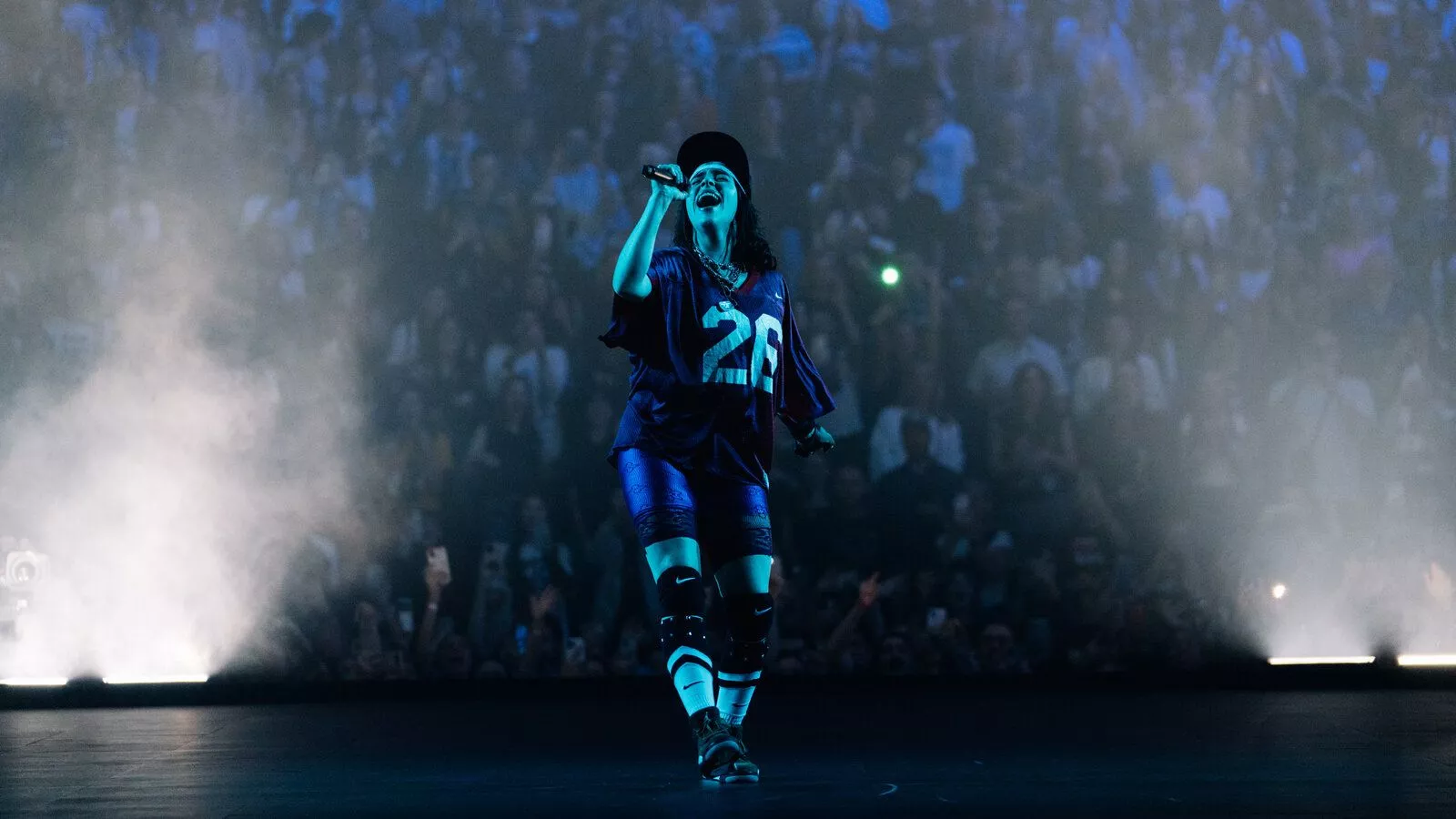 1600x900 Billie Eilish Concert Desktop Wallpaper