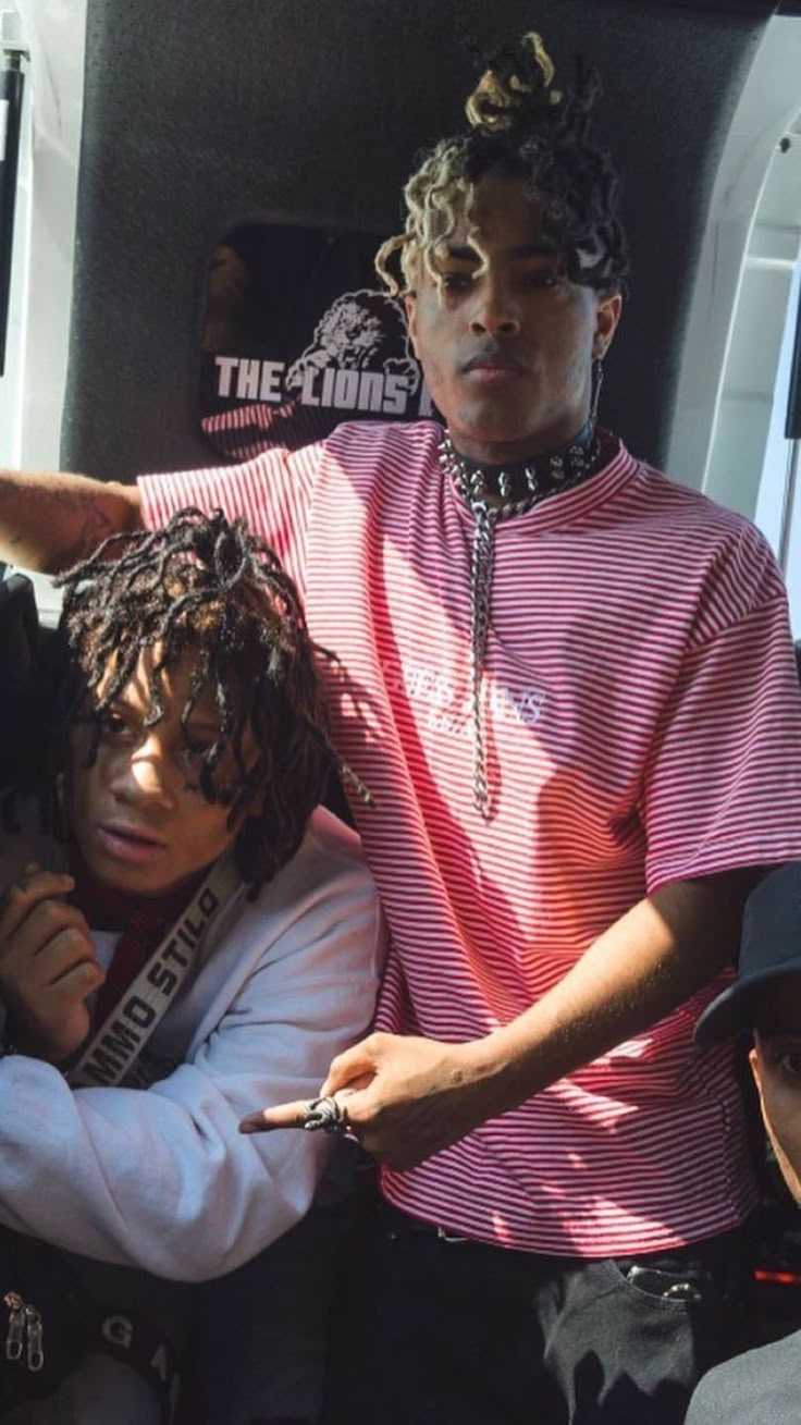 736x1309 Trippie Redd & Xxxtentacion