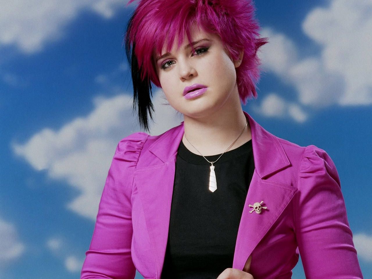 1280x960 Kelly Osbourne Wallpaper