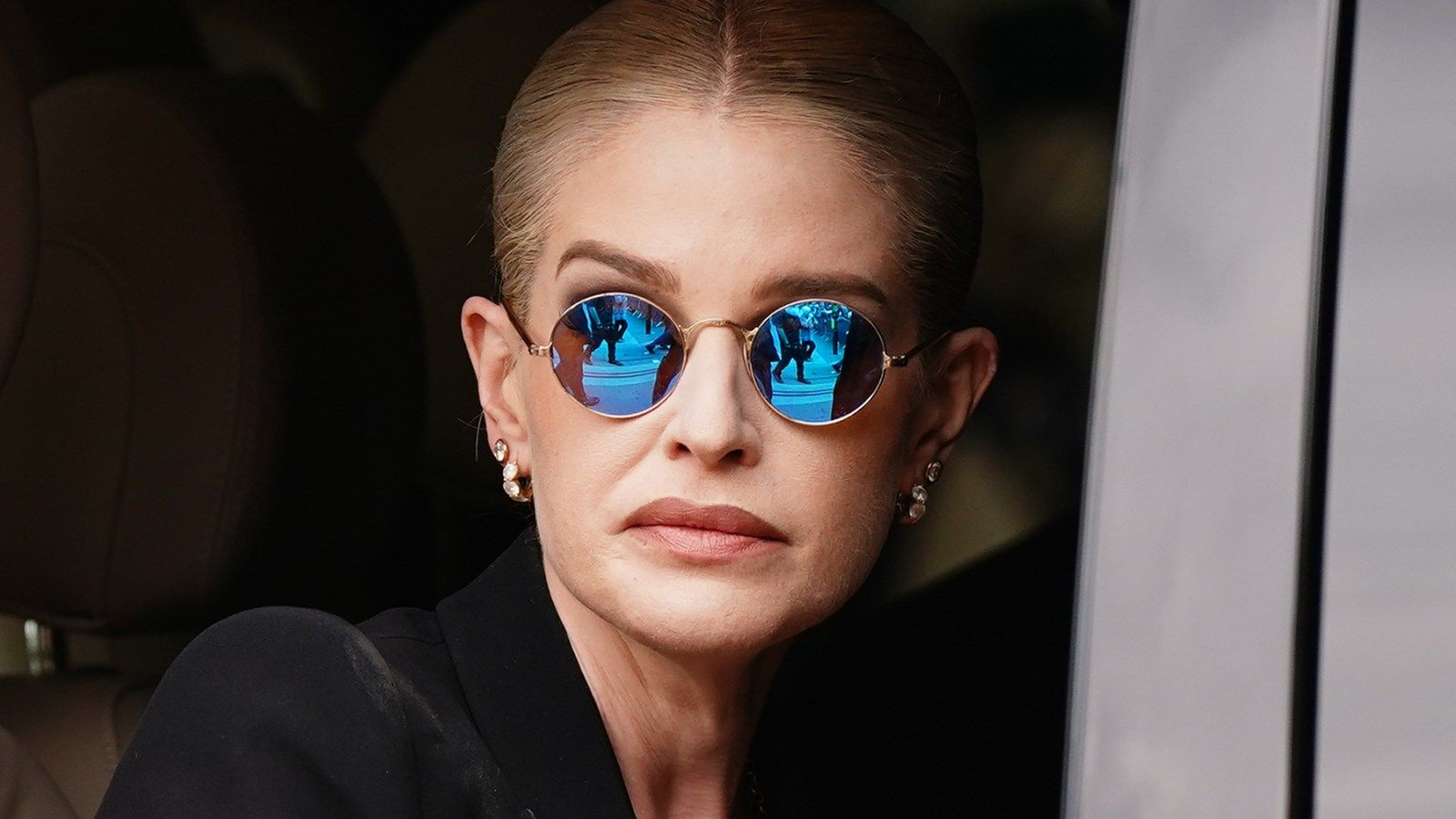 1600x900 Kelly Osbourne Says She's 'Not OK' After Ozzy's Death: See Statement