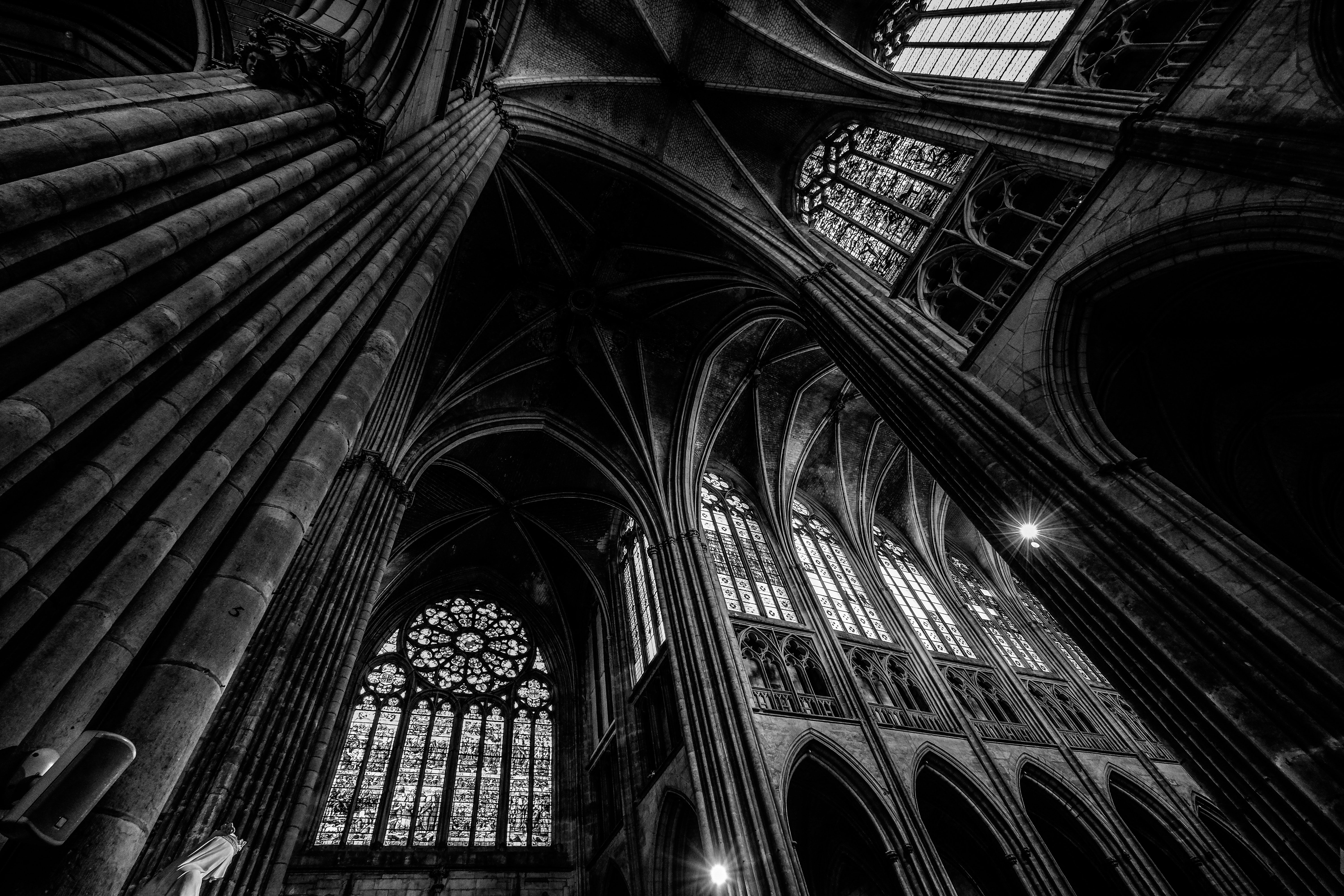 6000x4000 4k Cathedral Wallpaper