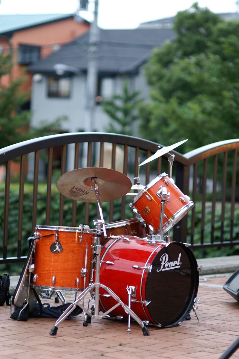 800x1200 Download Wallpaper 800x1200 Drum Kit, Drums, Musical Instrument, Music, Red, Brown Iphone 4s 4 For Parallax HD Background