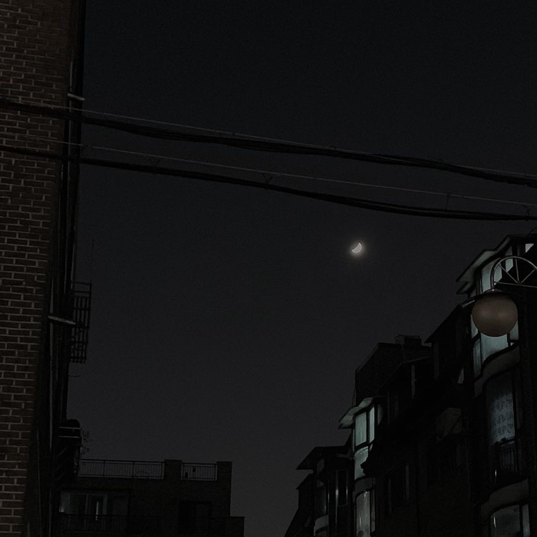 1080x1080 Dark Aesthetic Wallpaper