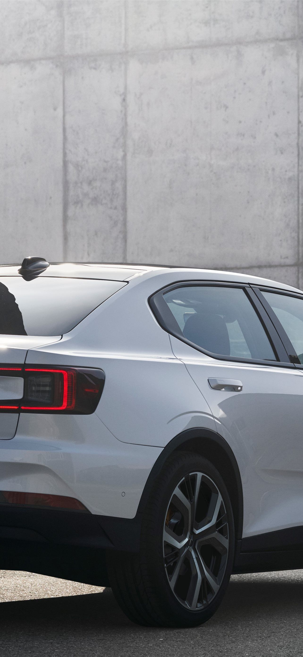 1284x2778 polestar 2 iPhone Wallpaper Free Download