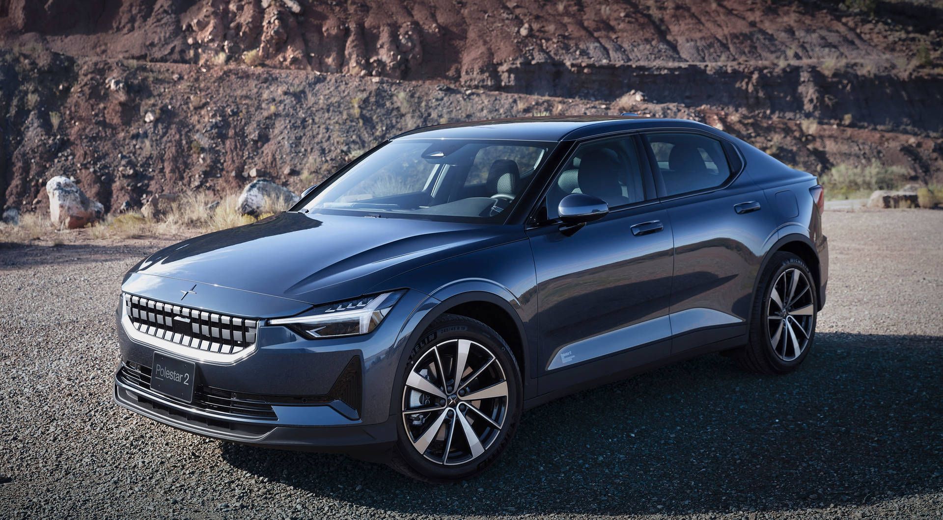 1920x1060 Download Polestar 2 In A Desert Location Wallpaper