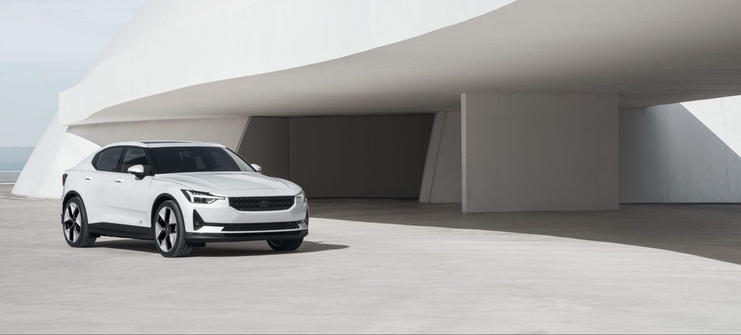 2560x1158 Polestar 2 gets a fresh design with sustainability and ethical sourcing in focus