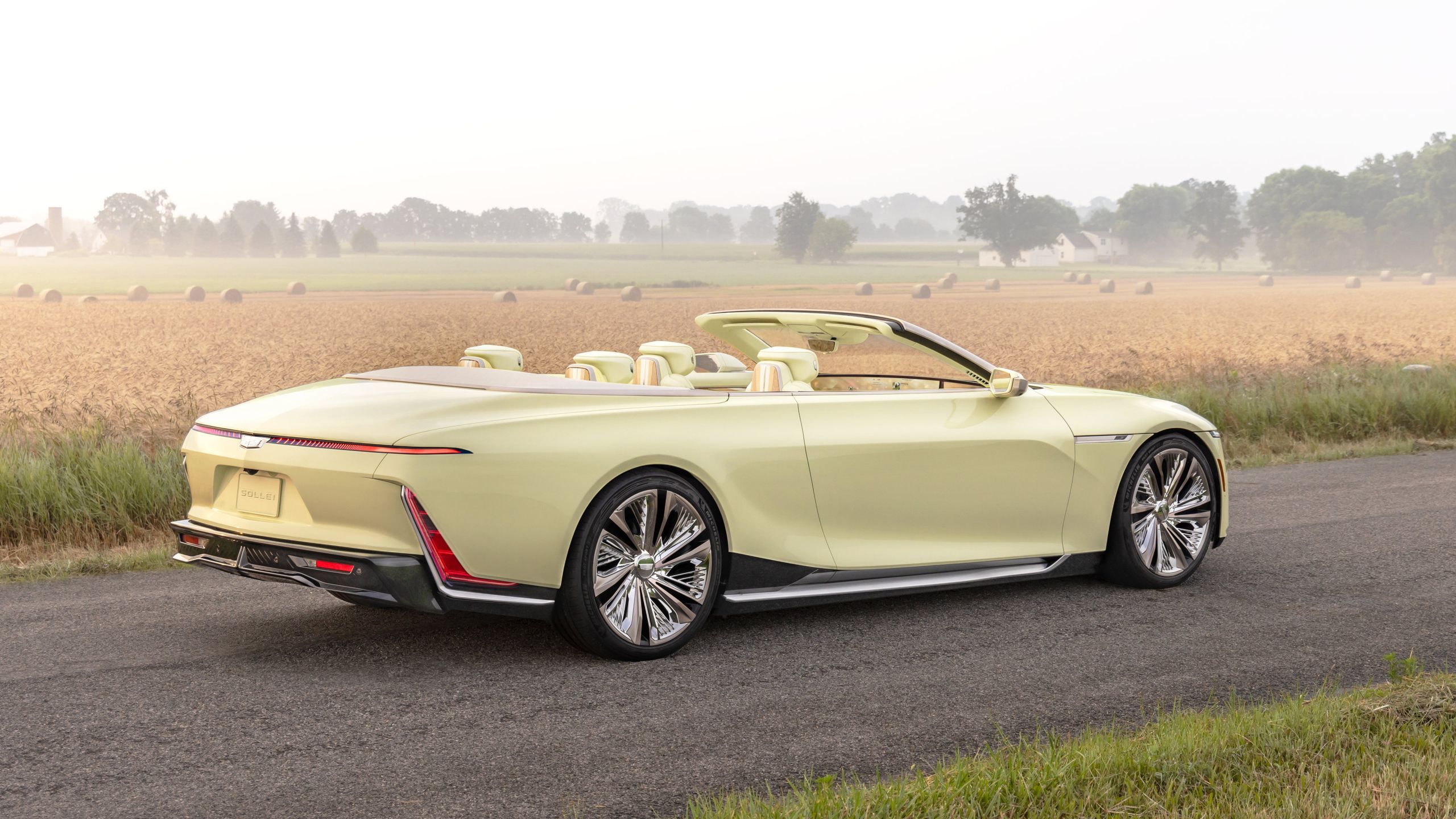 2560x1440 Cadillac SOLLEI Concept review: new convertible is 'an ode to the sun'. Wallpaper*