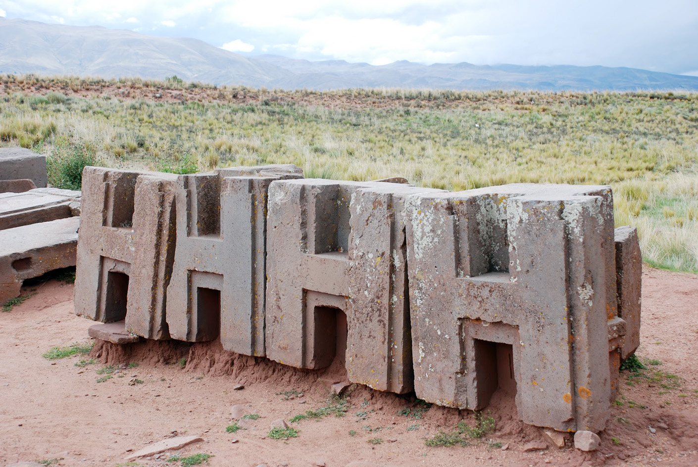 1410x944 Puma Punku, Bolivia
