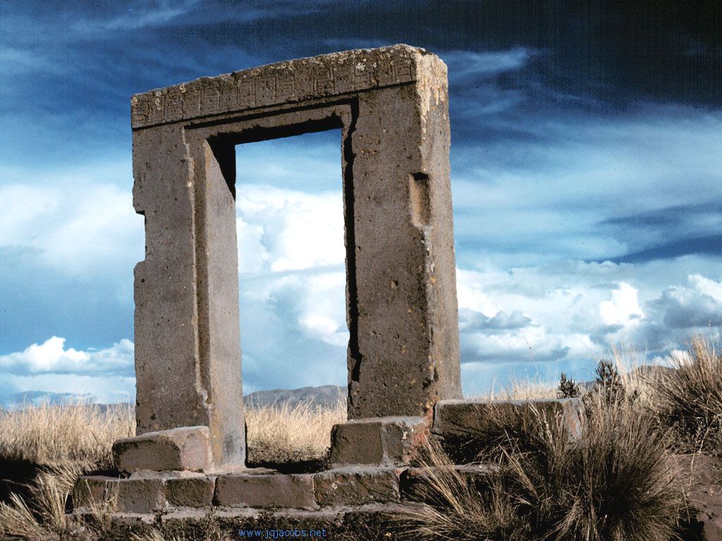 1024x768 Tiwanaku, Photo Gallery and Articles