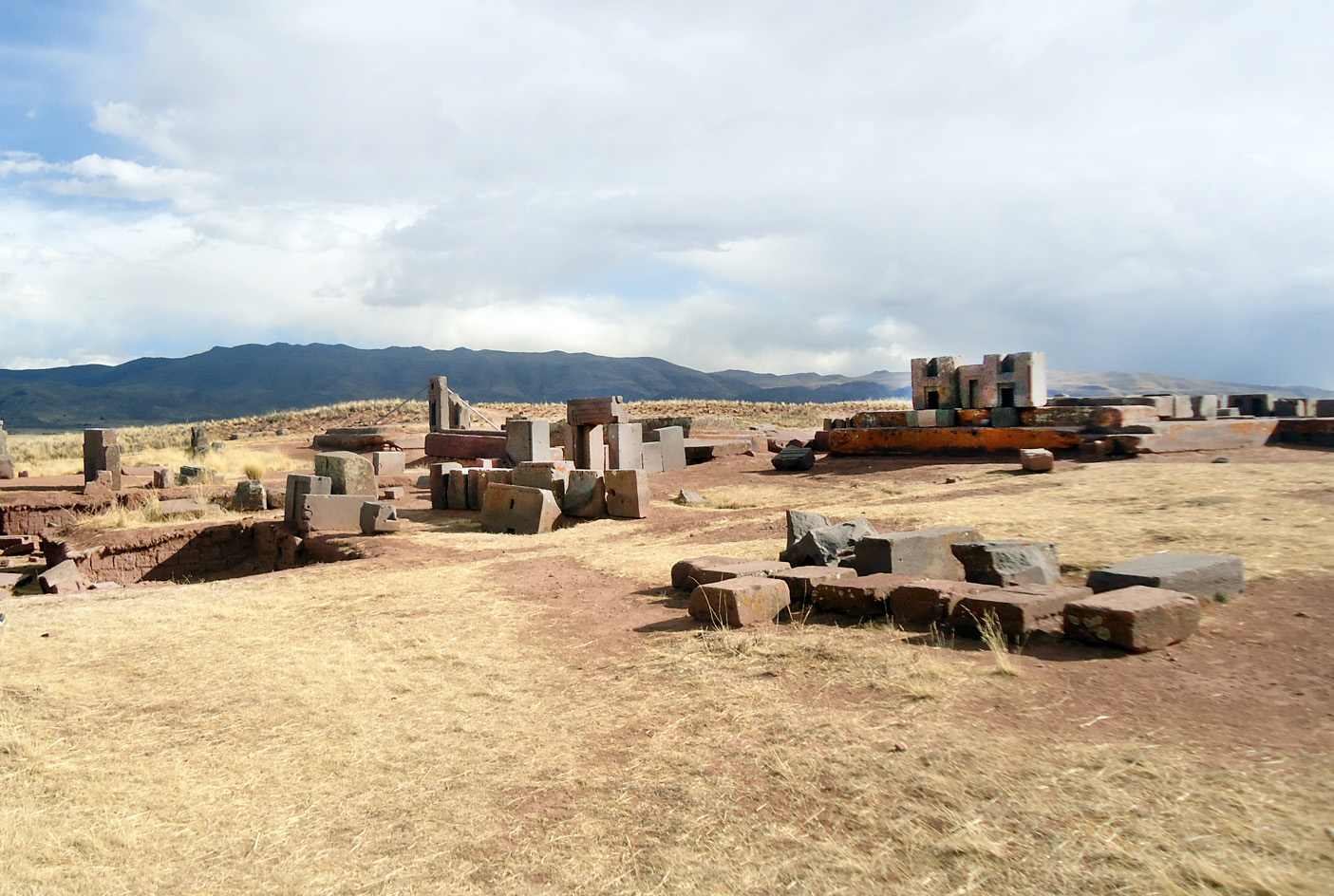 1405x944 Puma Punku, Bolivia