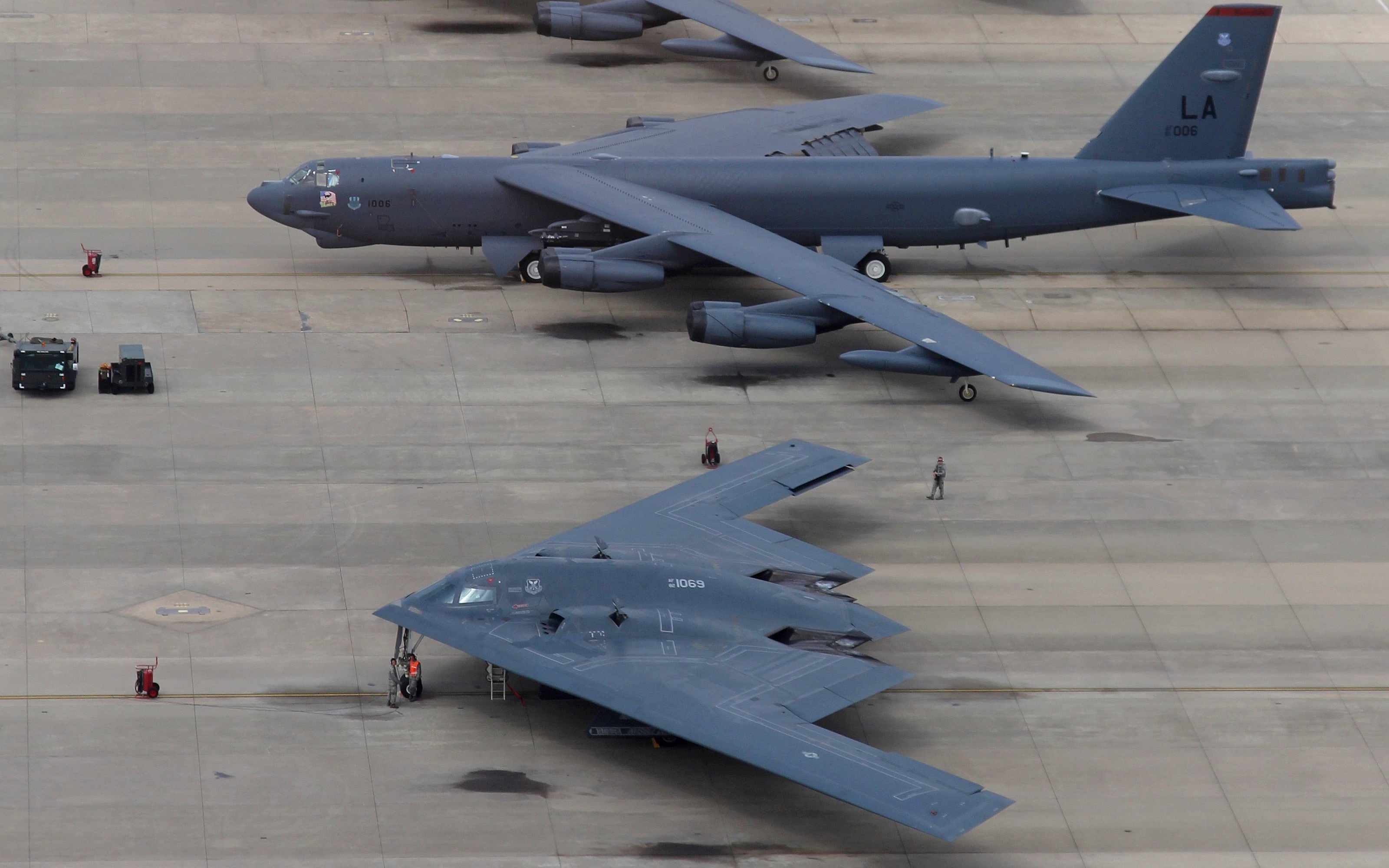 3200x2000 Northrop Grumman B 2 Spirit Boeing B 52 Stratofortress Bomber Strategic Bomber Wallpaper C4b02. Virtual 303rd Fighter Group