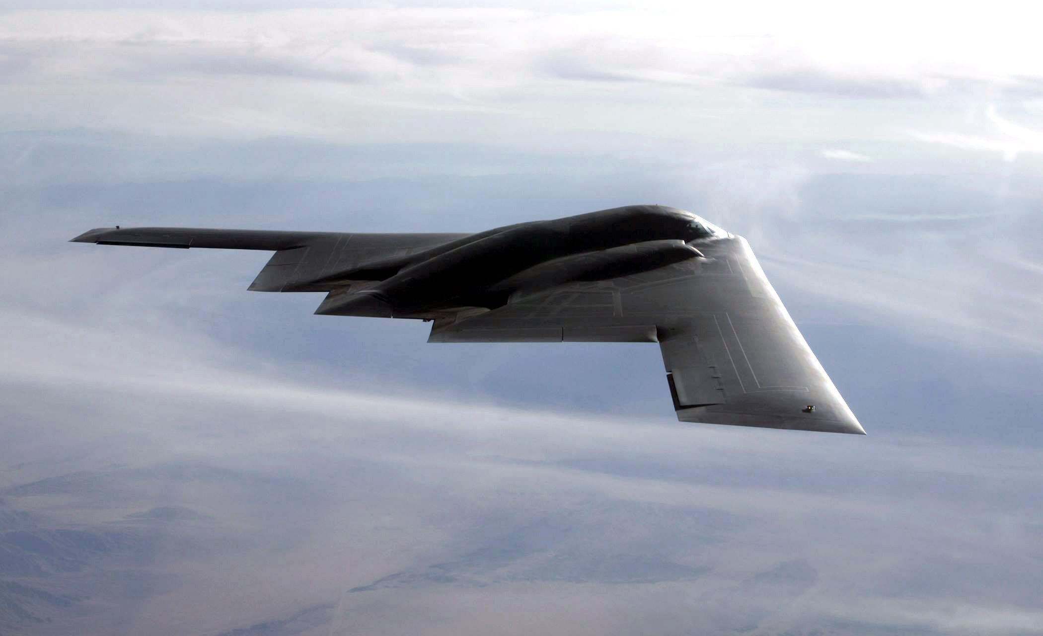 2100x1280 B 2 Spirit > Whiteman Air Force Base > Display