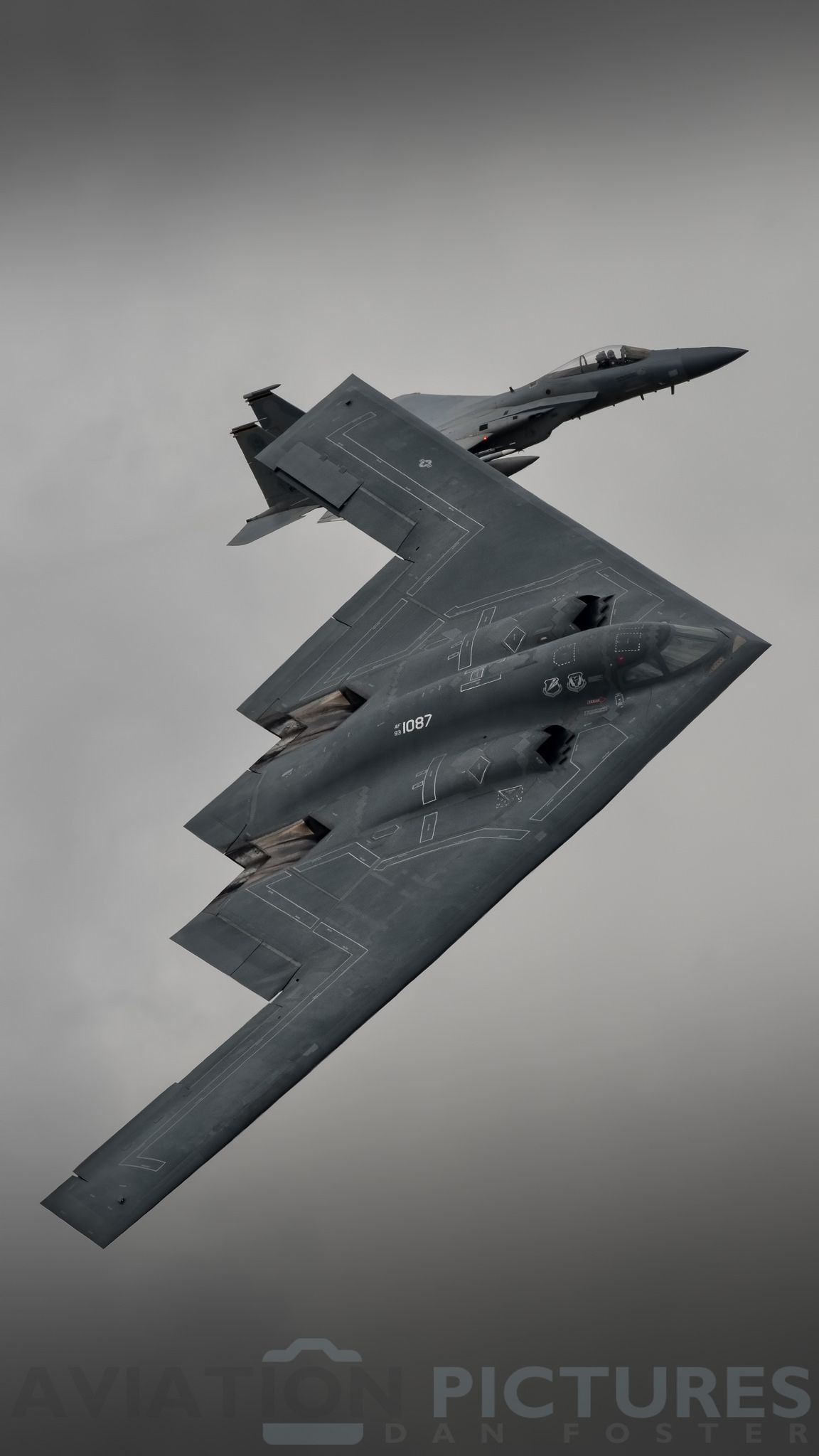 1152x2048 Military Aircraft