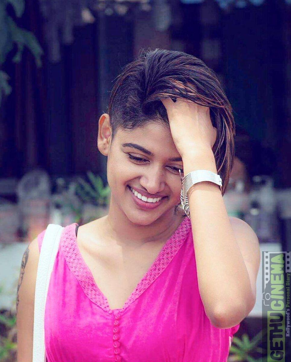 965x1200 Oviya Photo