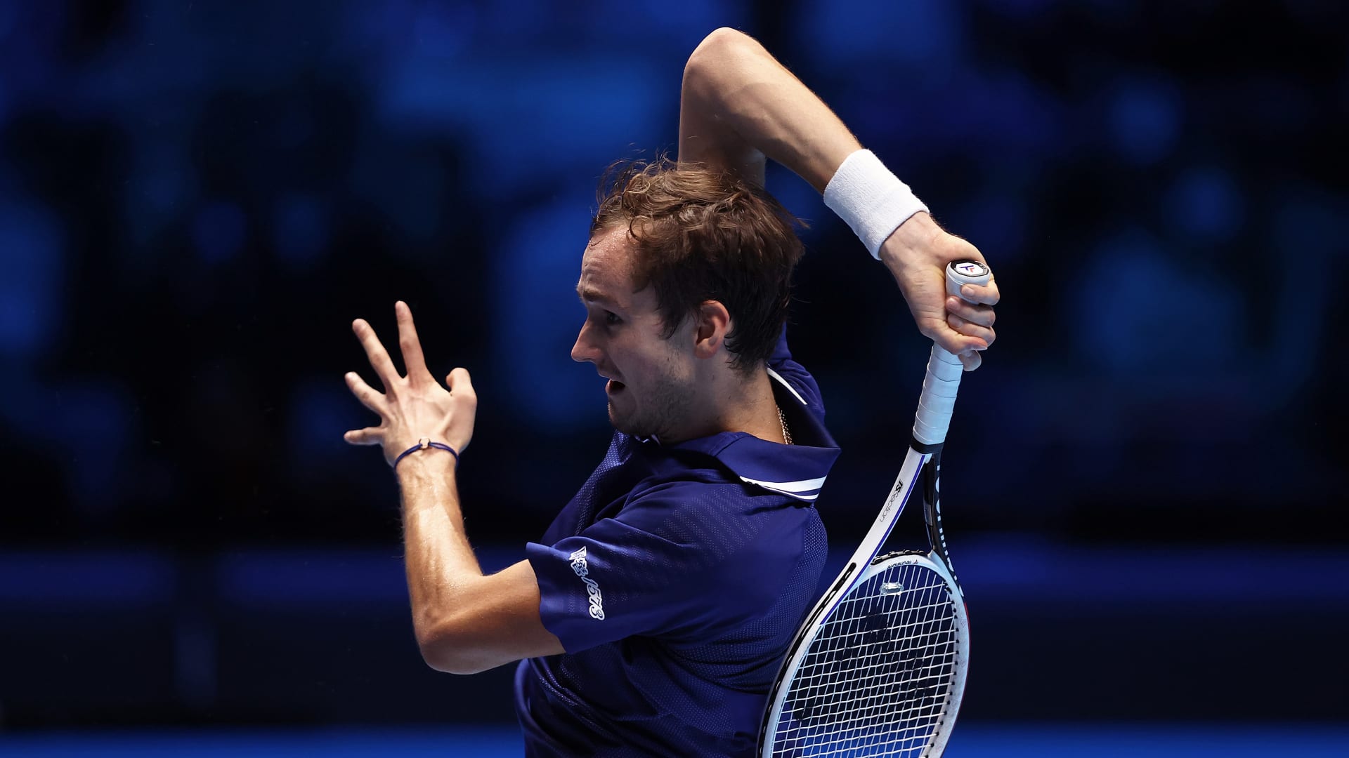 1920x1080 Reigning ATP Finals champion Daniil Medvedev has just enough answers to squeak past Alexander Zverev
