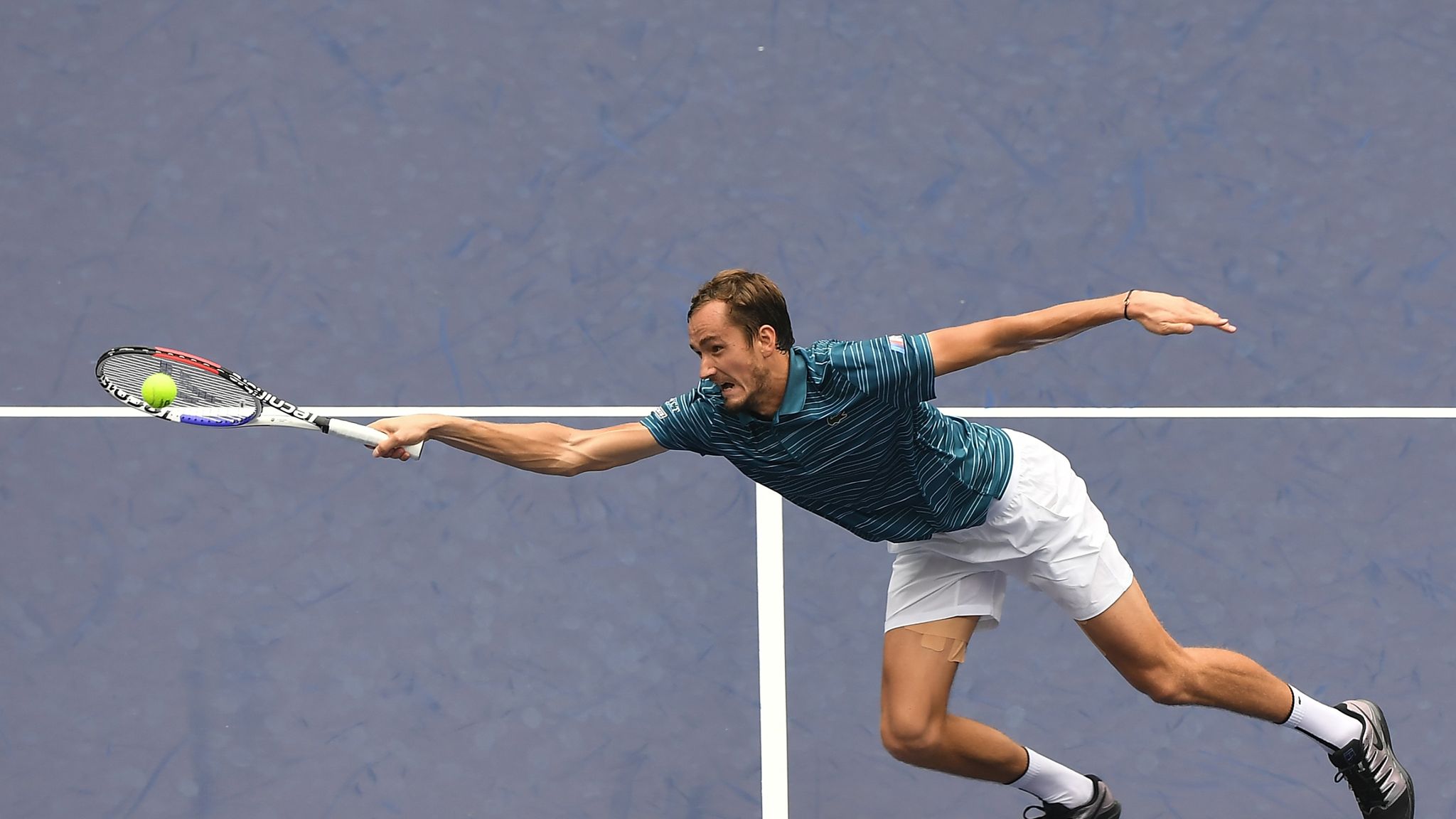 2048x1152 Daniil Medvedev showing importance of developing both body and mind
