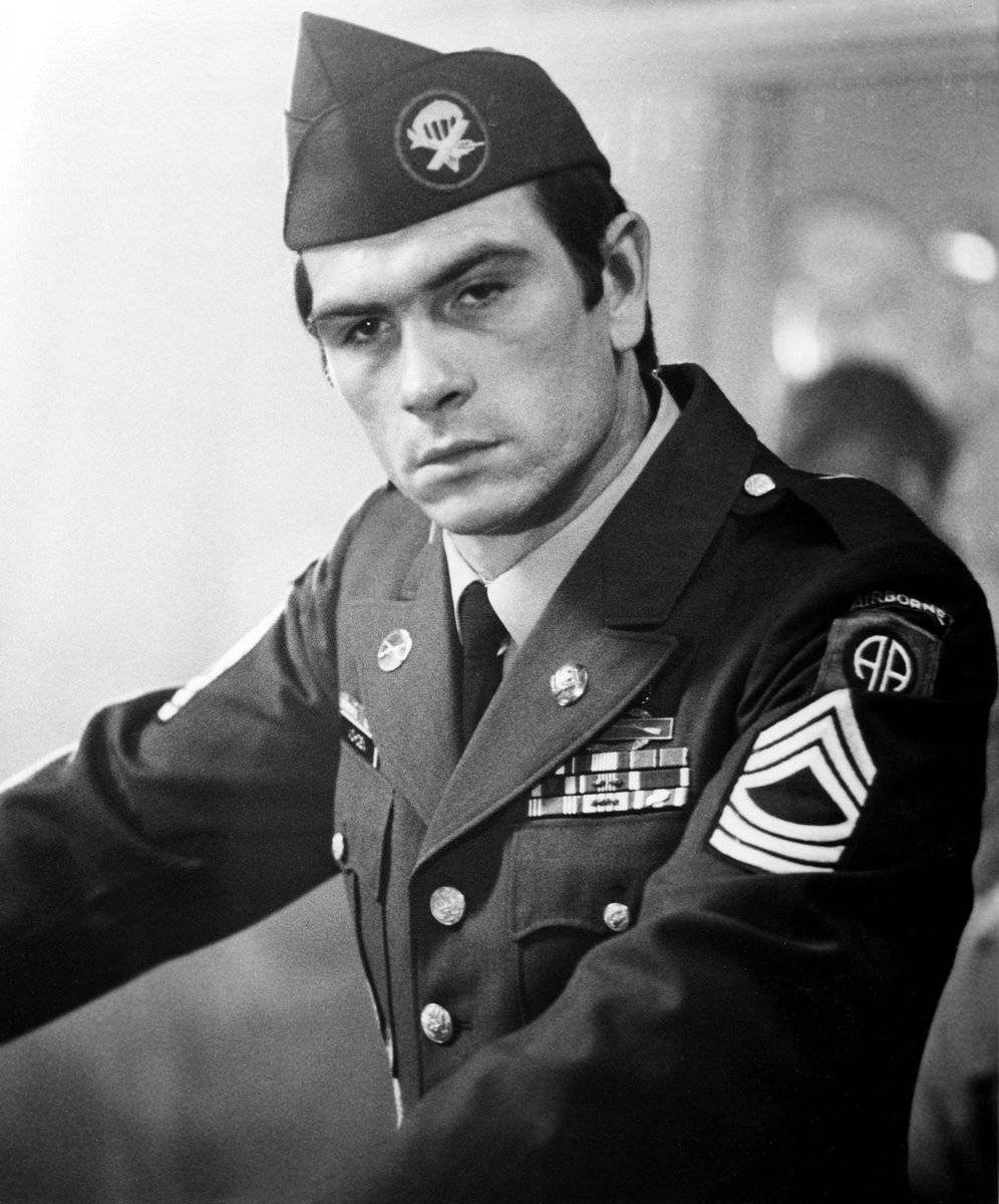 996x1200 Download United States Air Force, Young Tommy Lee Jones Wallpaper