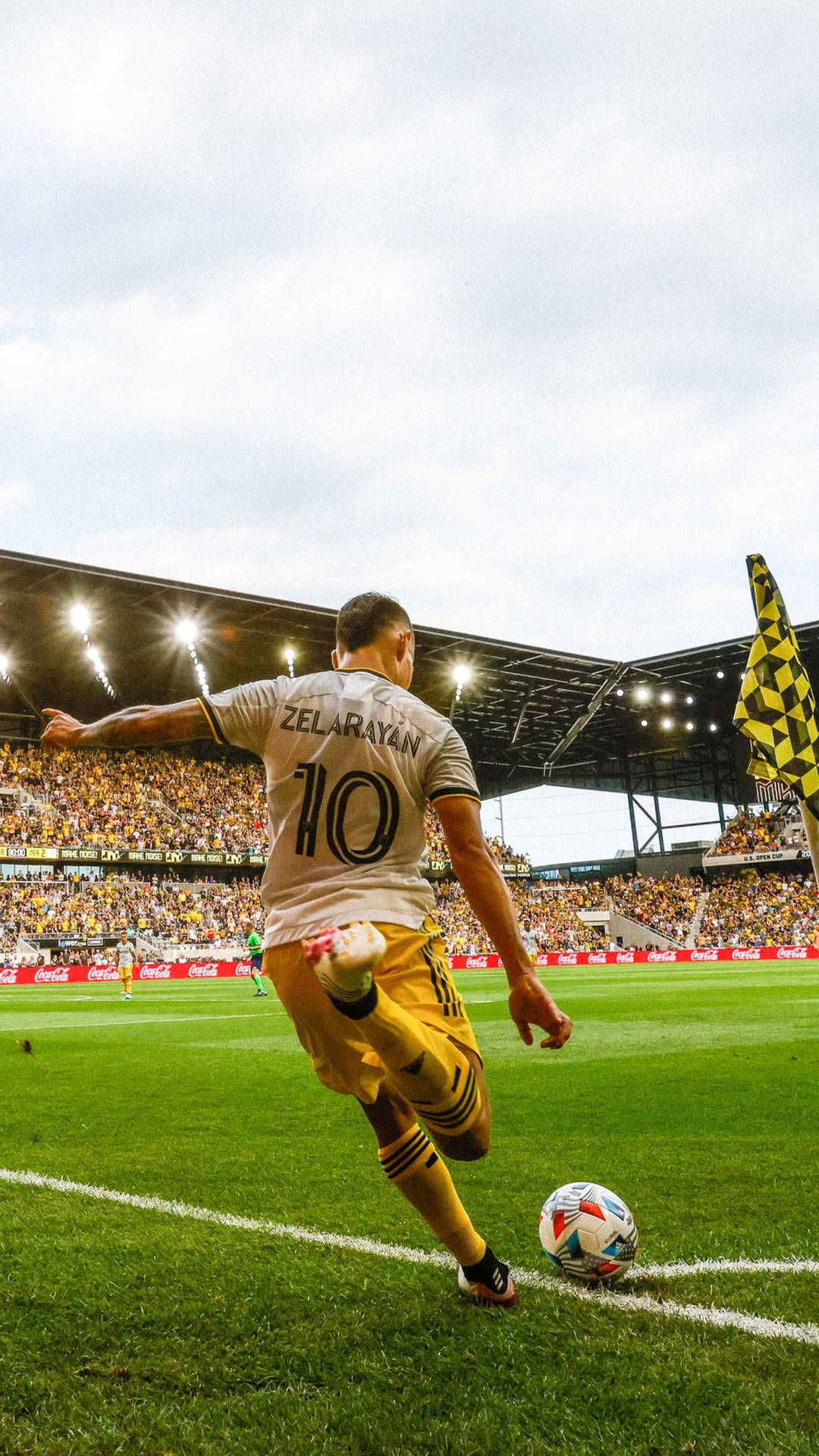 1080x1920 Download Columbus Crew Lucas Zelarayan Wallpaper