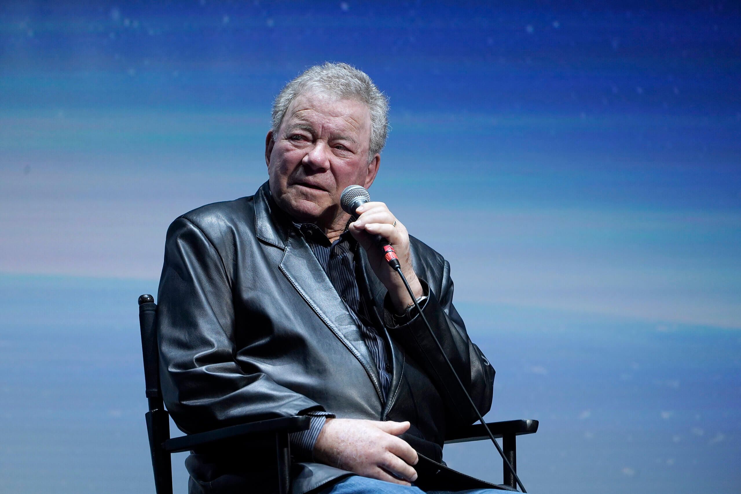 2560x1707 William Shatner turns 90 hasn't aged well