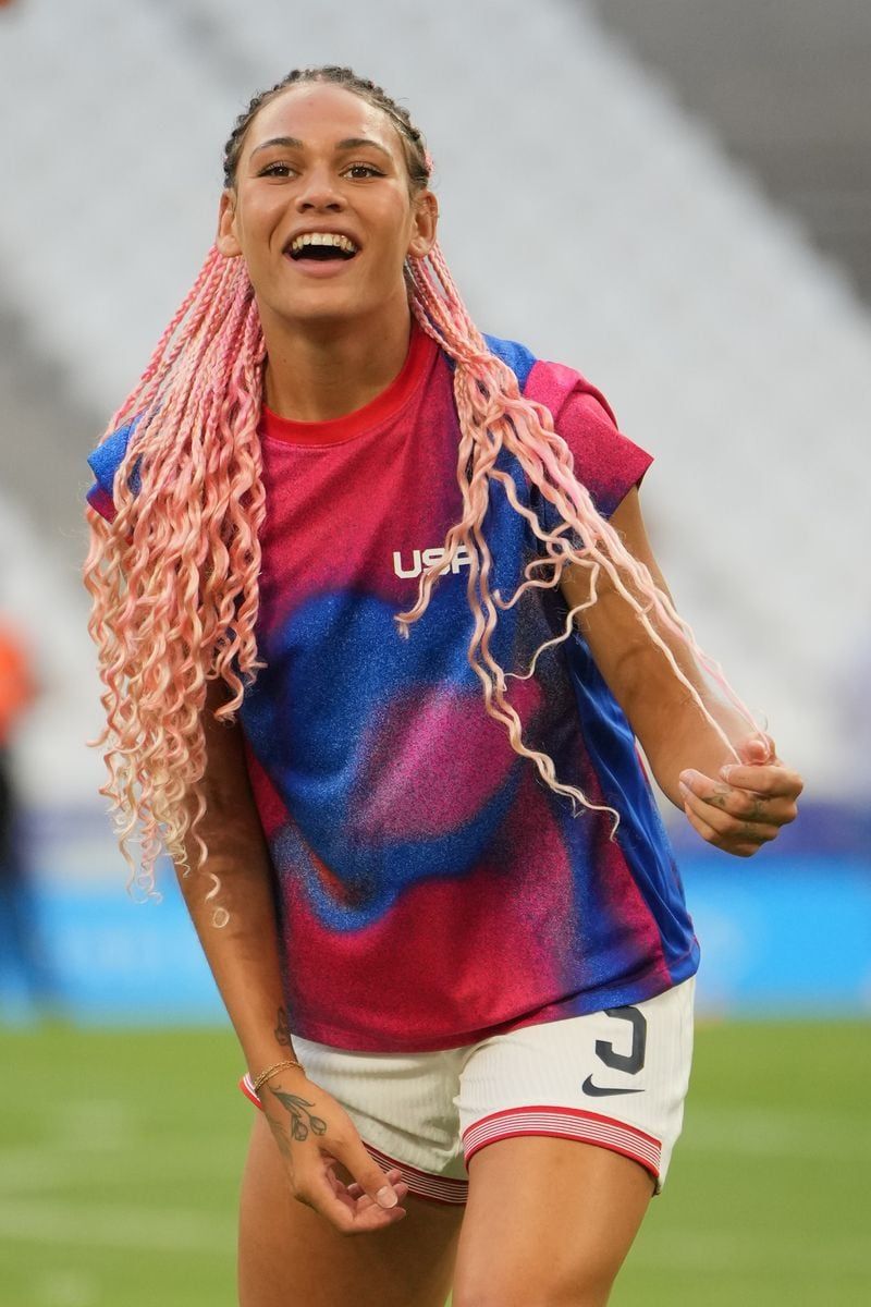 800x1200 Trinity Rodman debuts stunning hair color in bold transformation