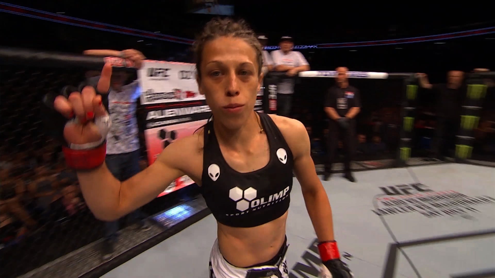1920x1080 Meet UFC's newest female star