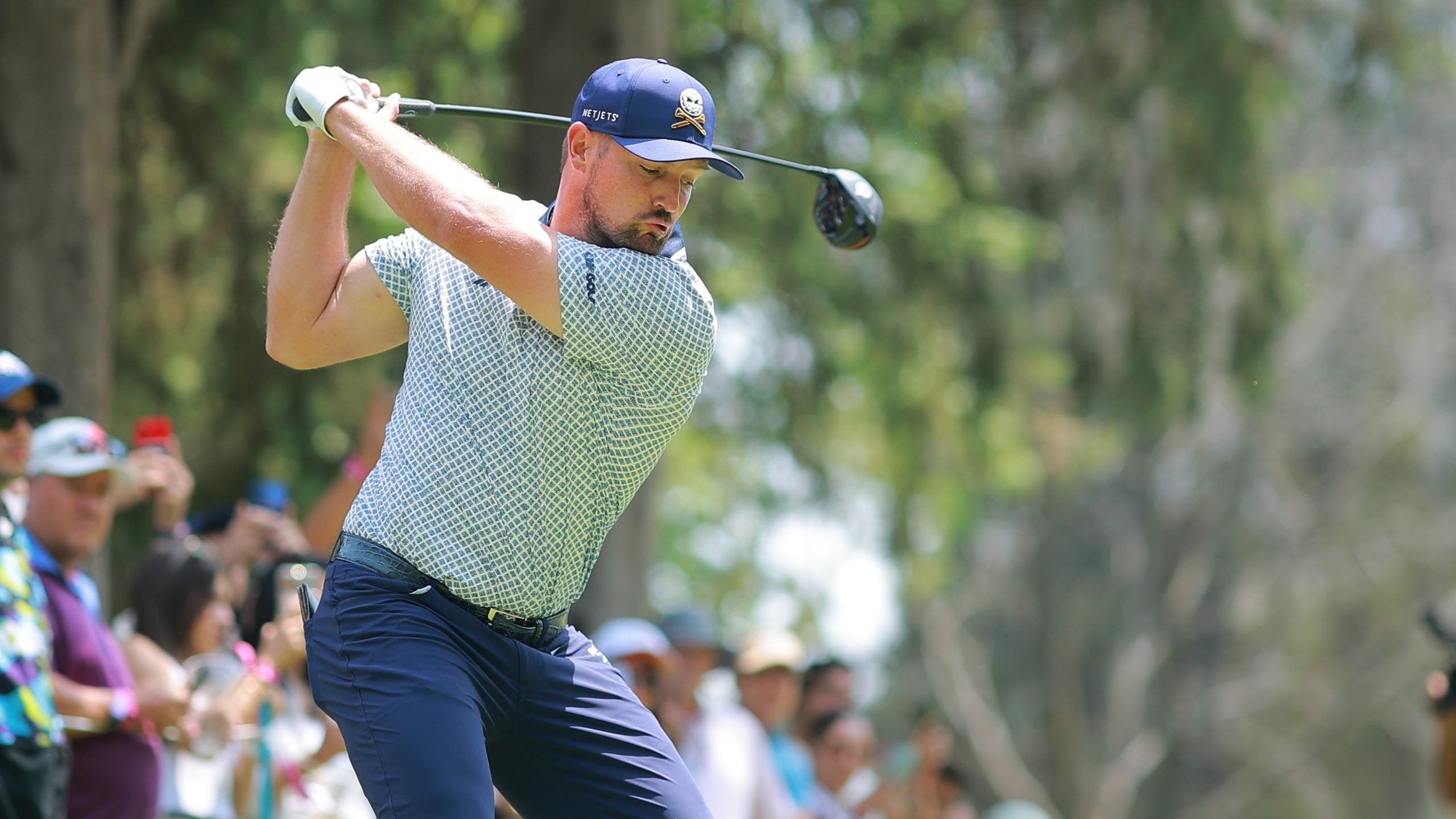 2560x1440 A 'less bulky' Bryson DeChambeau reveals how he still bombs it