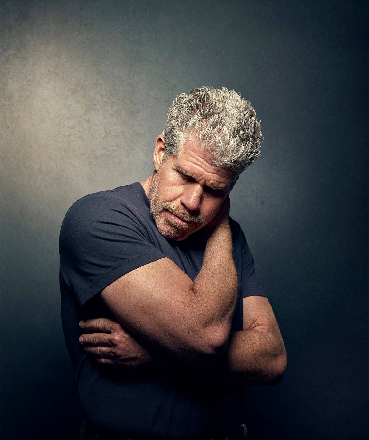 1200x1430 Download Ron Perlman Indoor Photograph Wallpaper