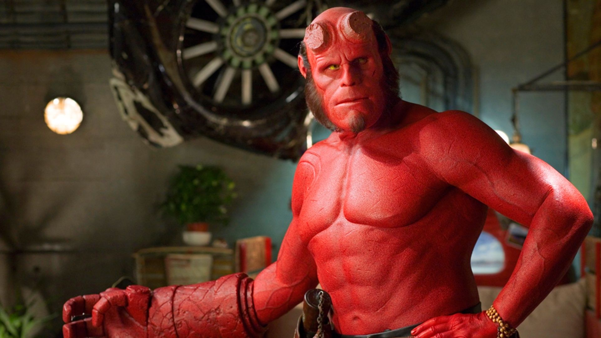 1920x1080 Ron Perlman Wallpaper