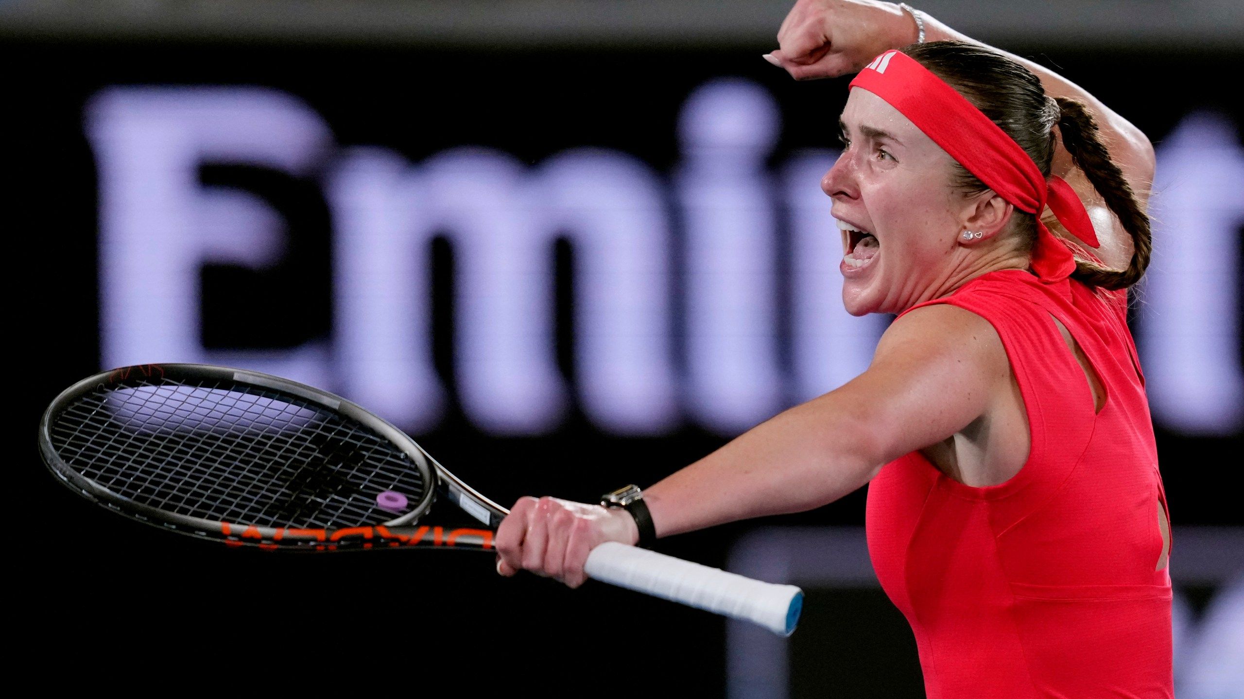 2560x1440 Wife And Husband Duo Elina Svitolina And Gael Monfils Win On The Same Court At The Australian Open. KRQE News 13