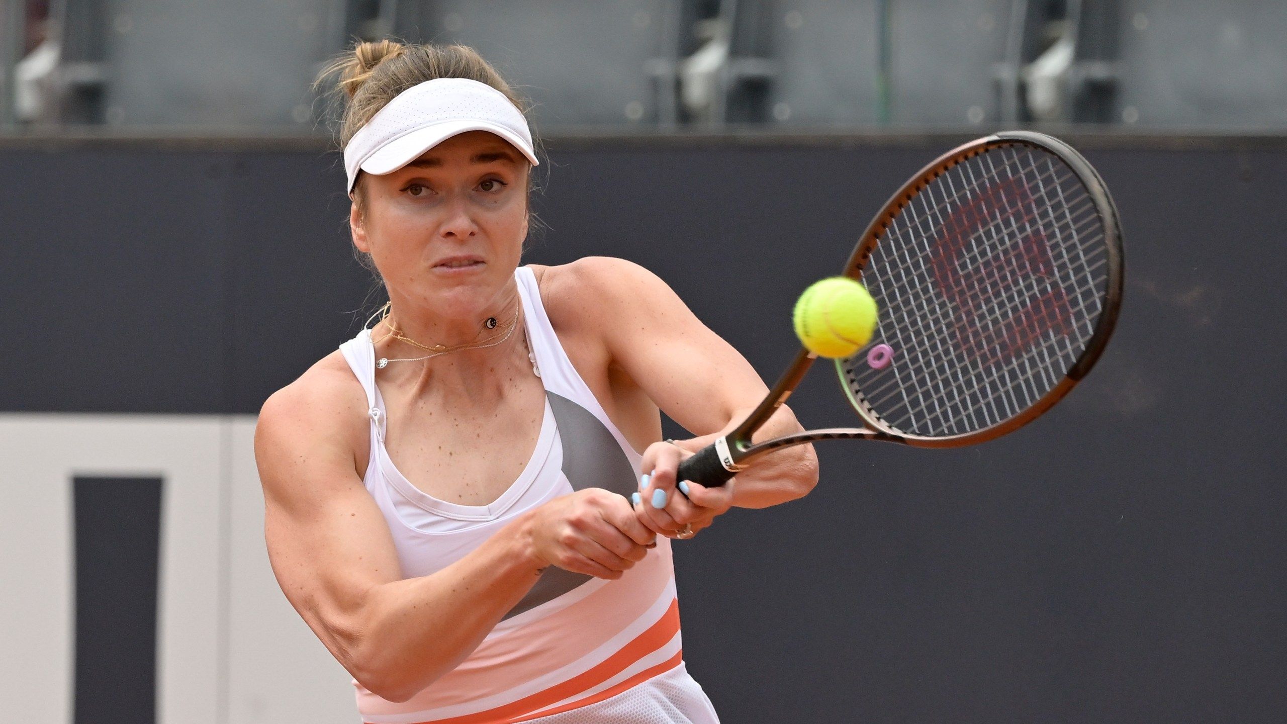 2560x1440 Elina Svitolina wins Strasbourg tournament for 1st title since becoming a mom. FOX 5 San Diego & KUSI News