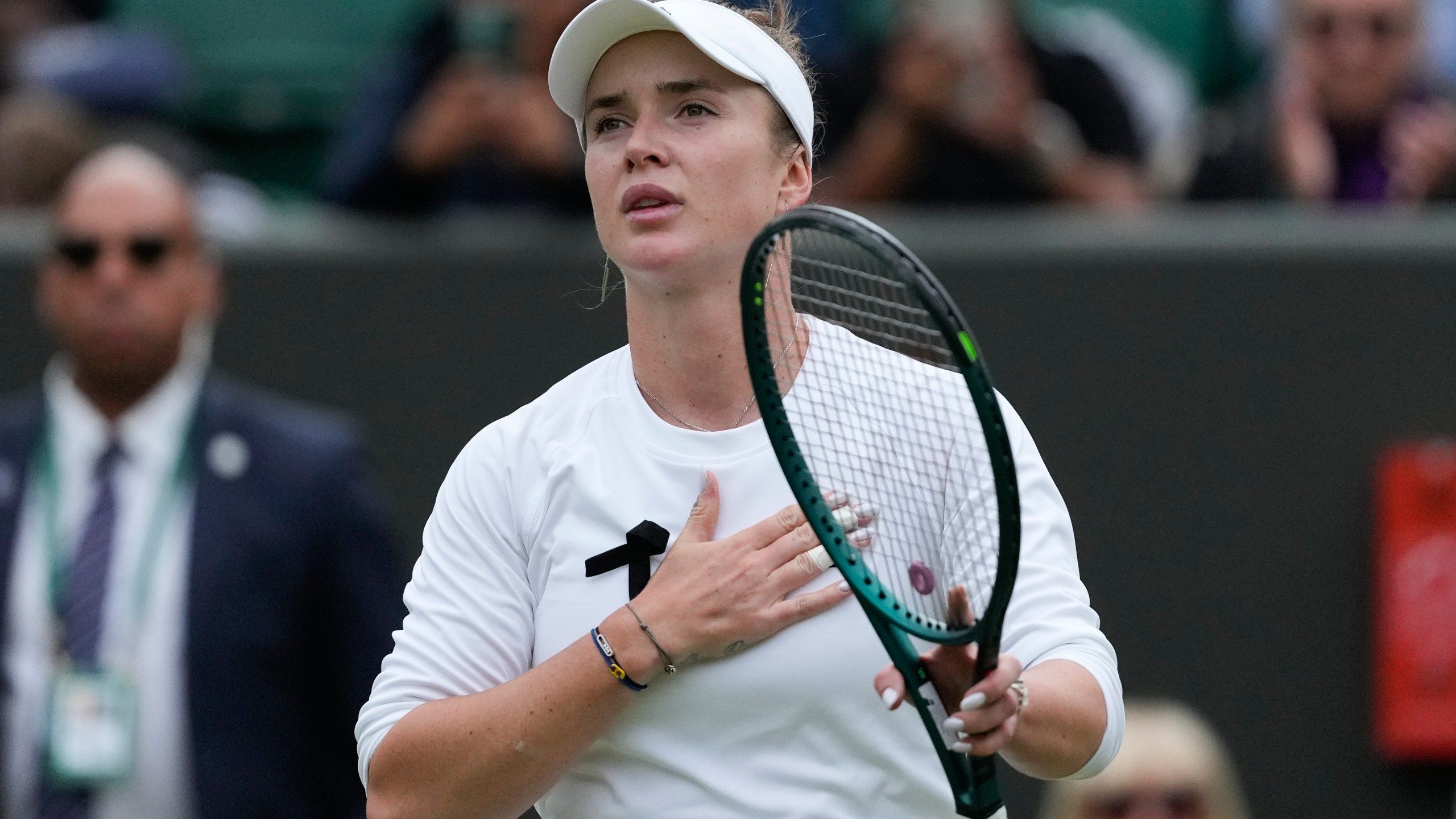 2560x1440 Elina Svitolina is in a fog at Wimbledon because of the missile attacks on Ukraine