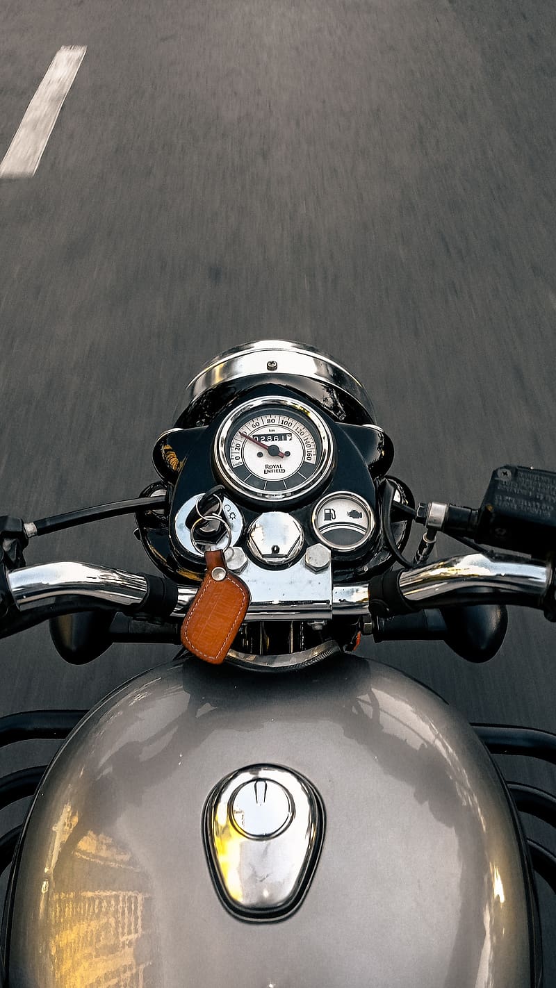 800x1422 HD bike tank wallpaper