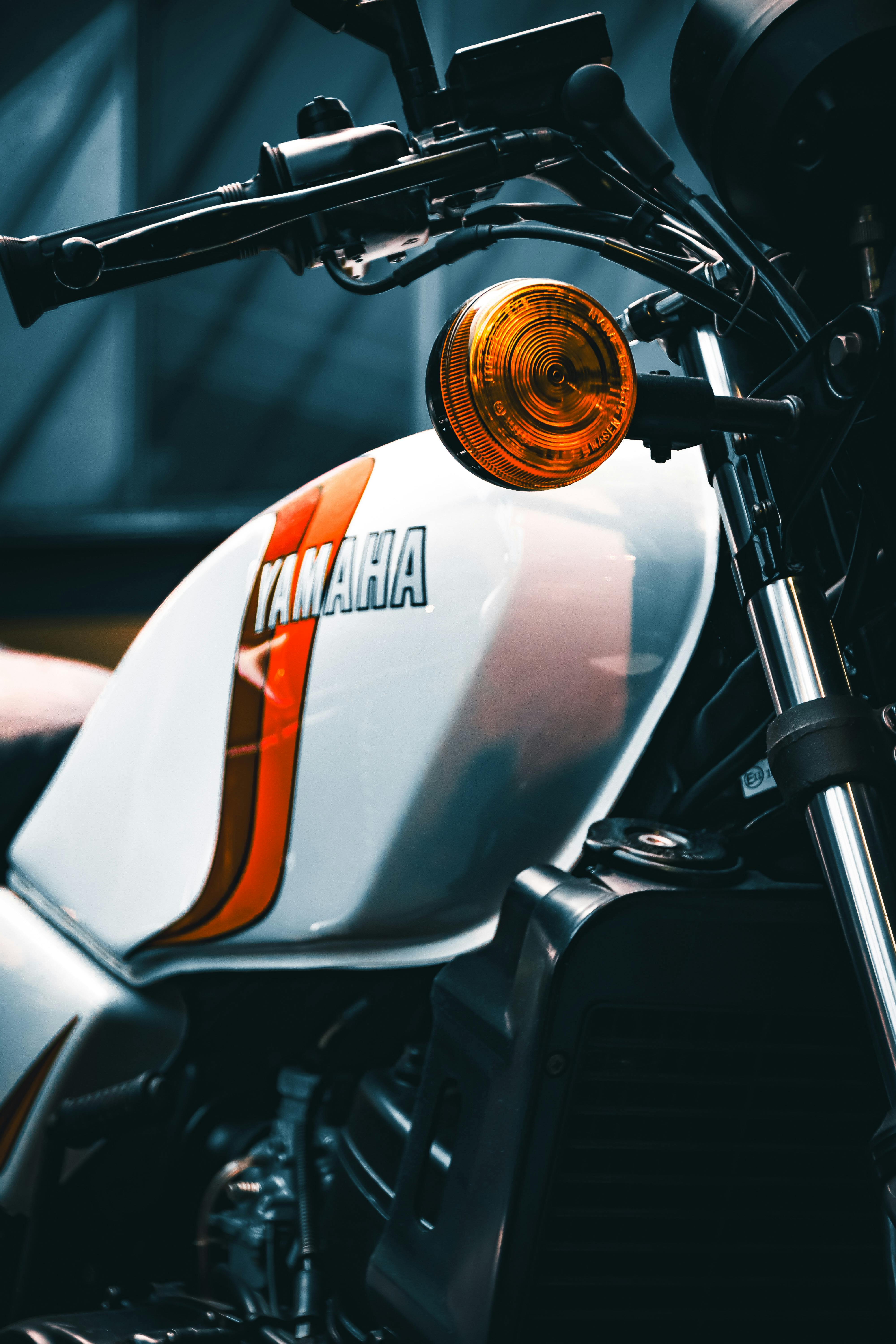4000x6000 Blue and White Motorcycle Tank · Free