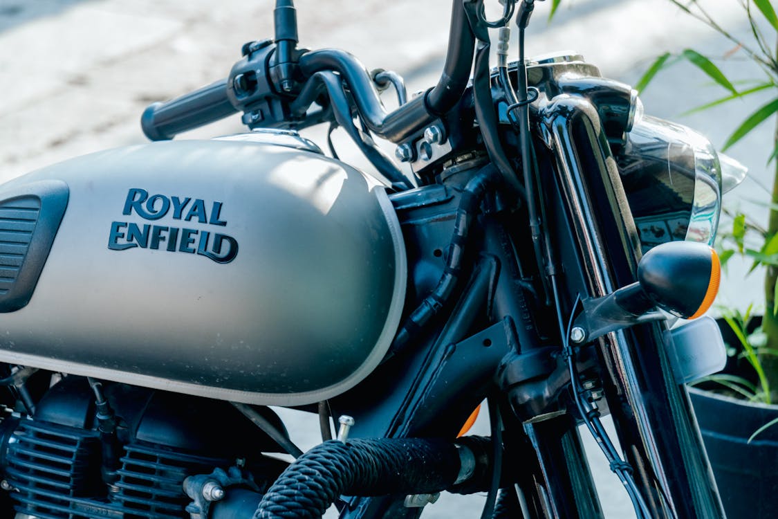 1125x750 Close Up Of A Royal Enfield Motorcycle Engine · Free
