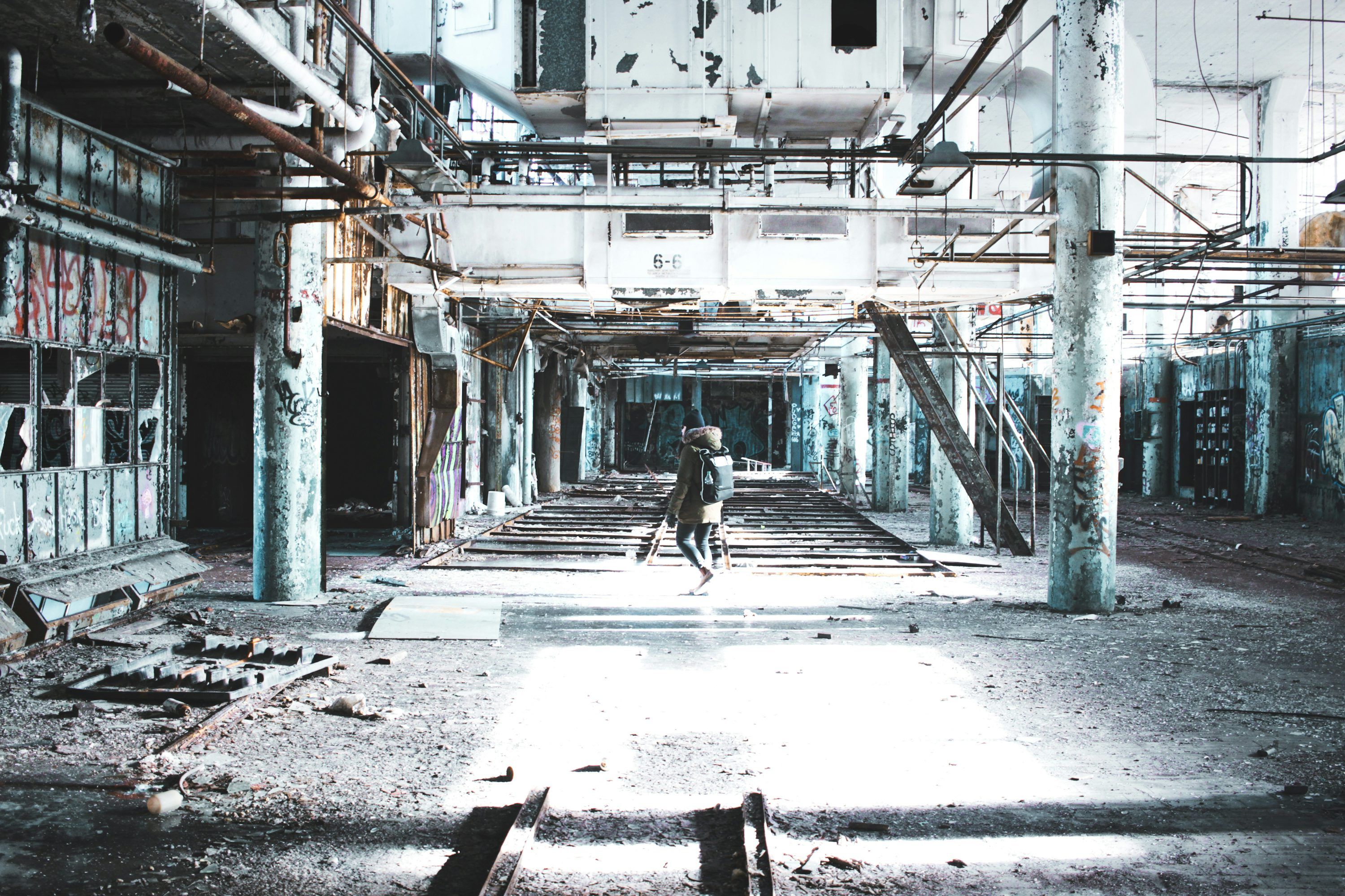 3000x2000 Urban Decay Picture. Download Free Image