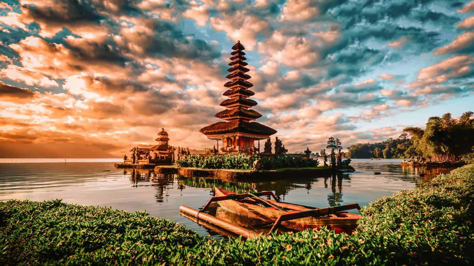 1600x900 These 12 Beautiful Destinations in Southeast Asia Should Be on Every Traveler's Bucket List