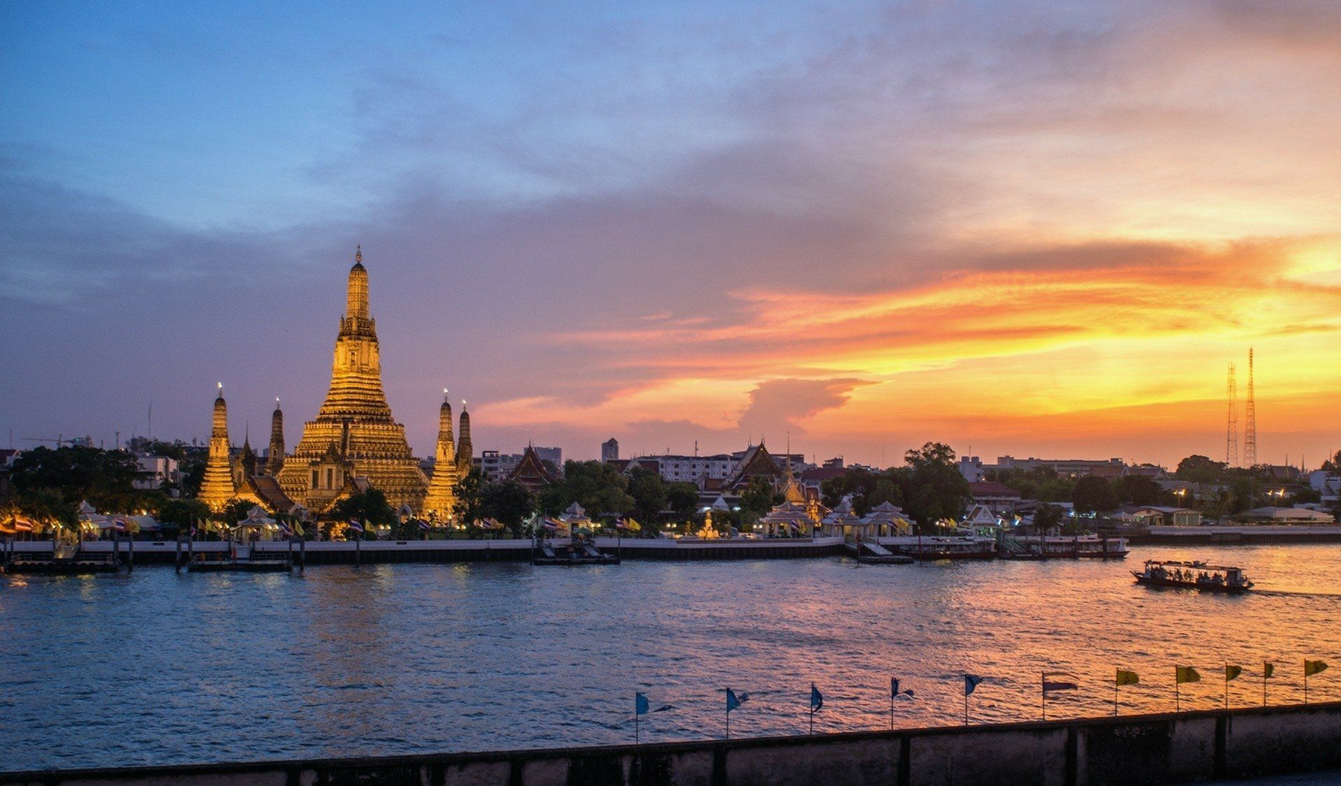 1920x1125 Download Thailand Bangkok Wat Arun Religious Wat Arun Temple HD Wallpaper