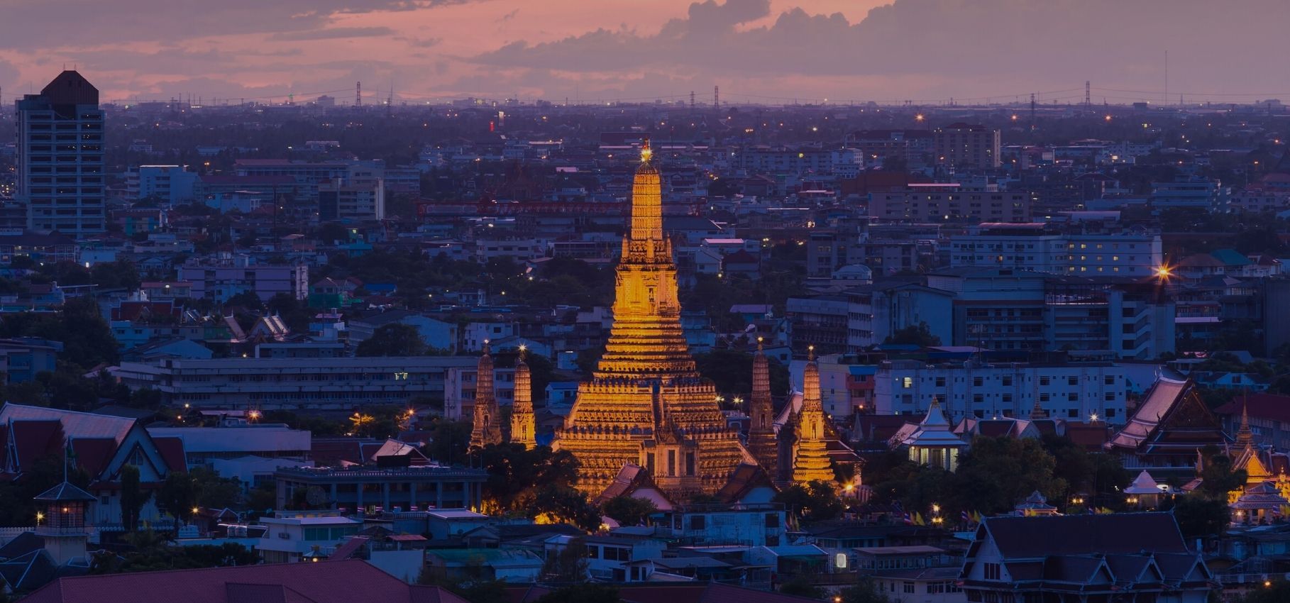 1818x850 A Travel Guide to Visiting Wat Arun, Bangkok Stupid Bear