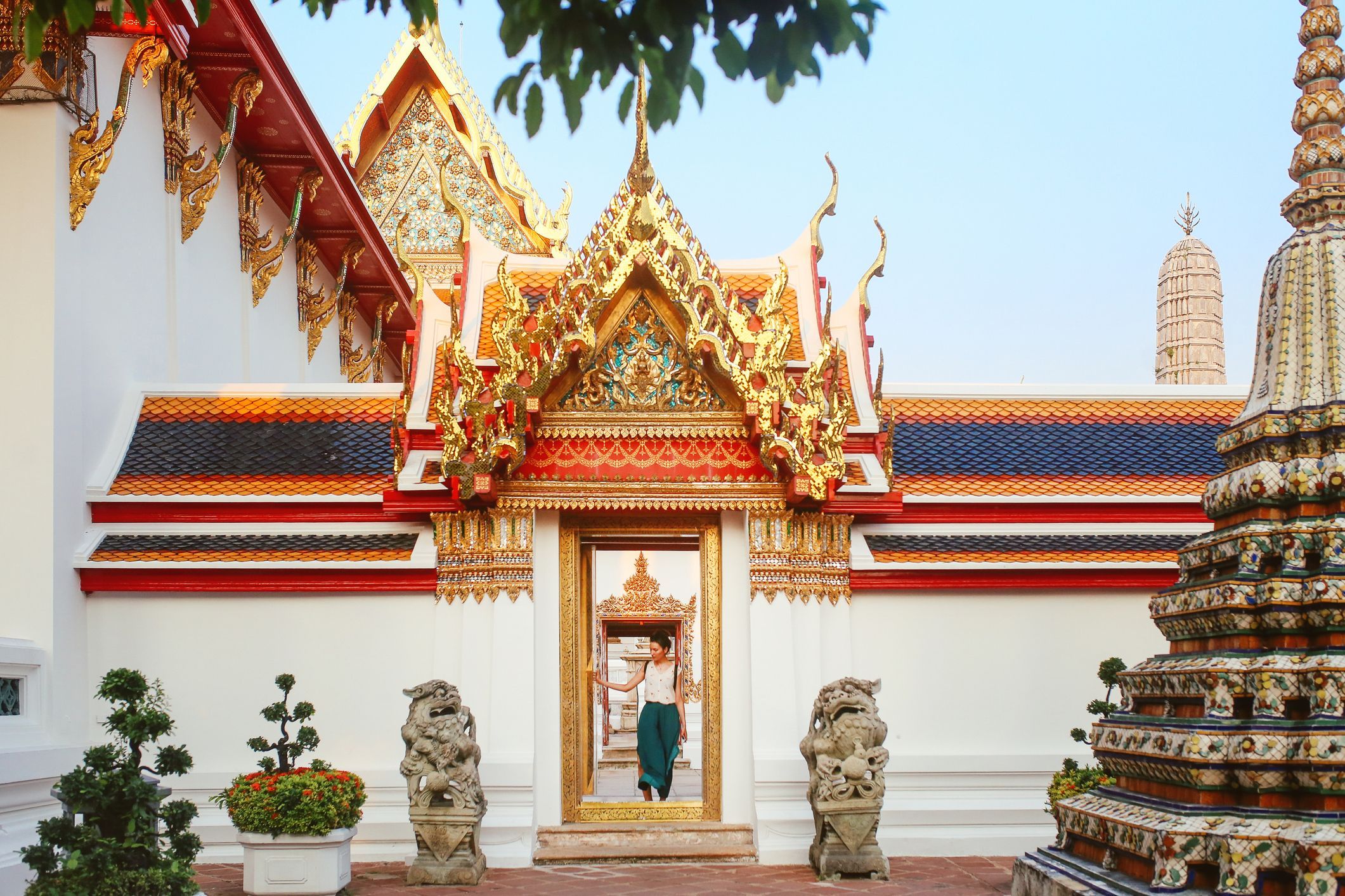 2121x1414 Wat Pho