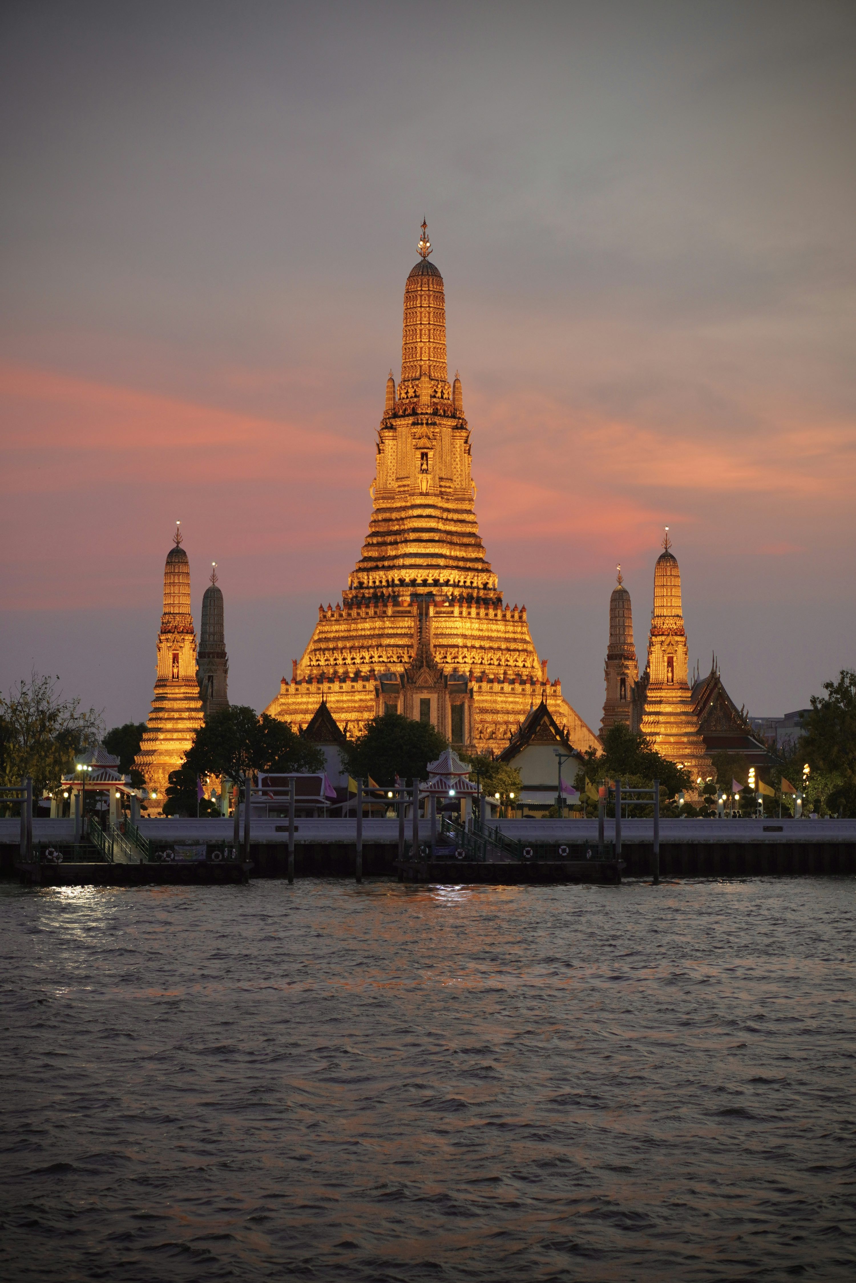 3000x4495 Wat Arun Picture. Download Free Image