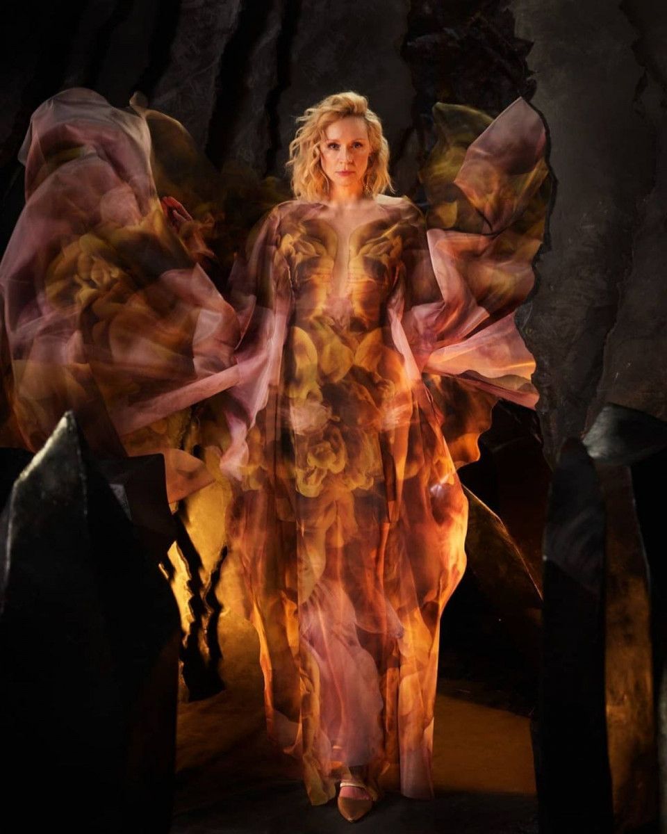 960x1200 Gwendoline Christie Wallpaper
