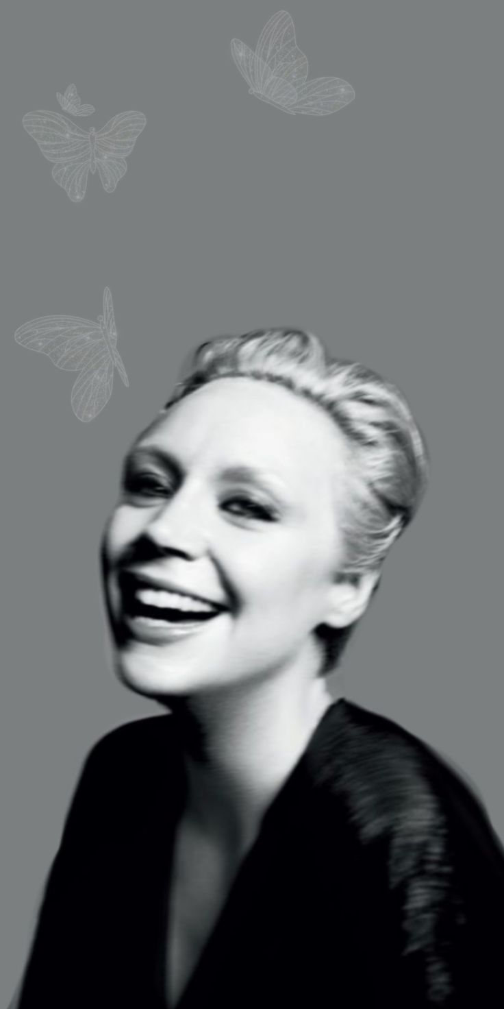 736x1472 Gwendoline Christie Wallpaper