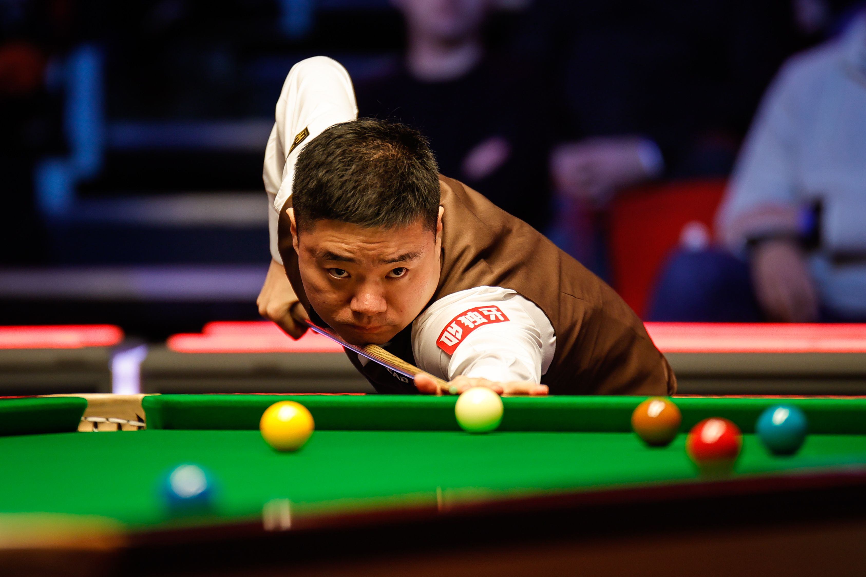 3373x2249 Ding Junhui Aims for His Season's Inaugural Ranking Title