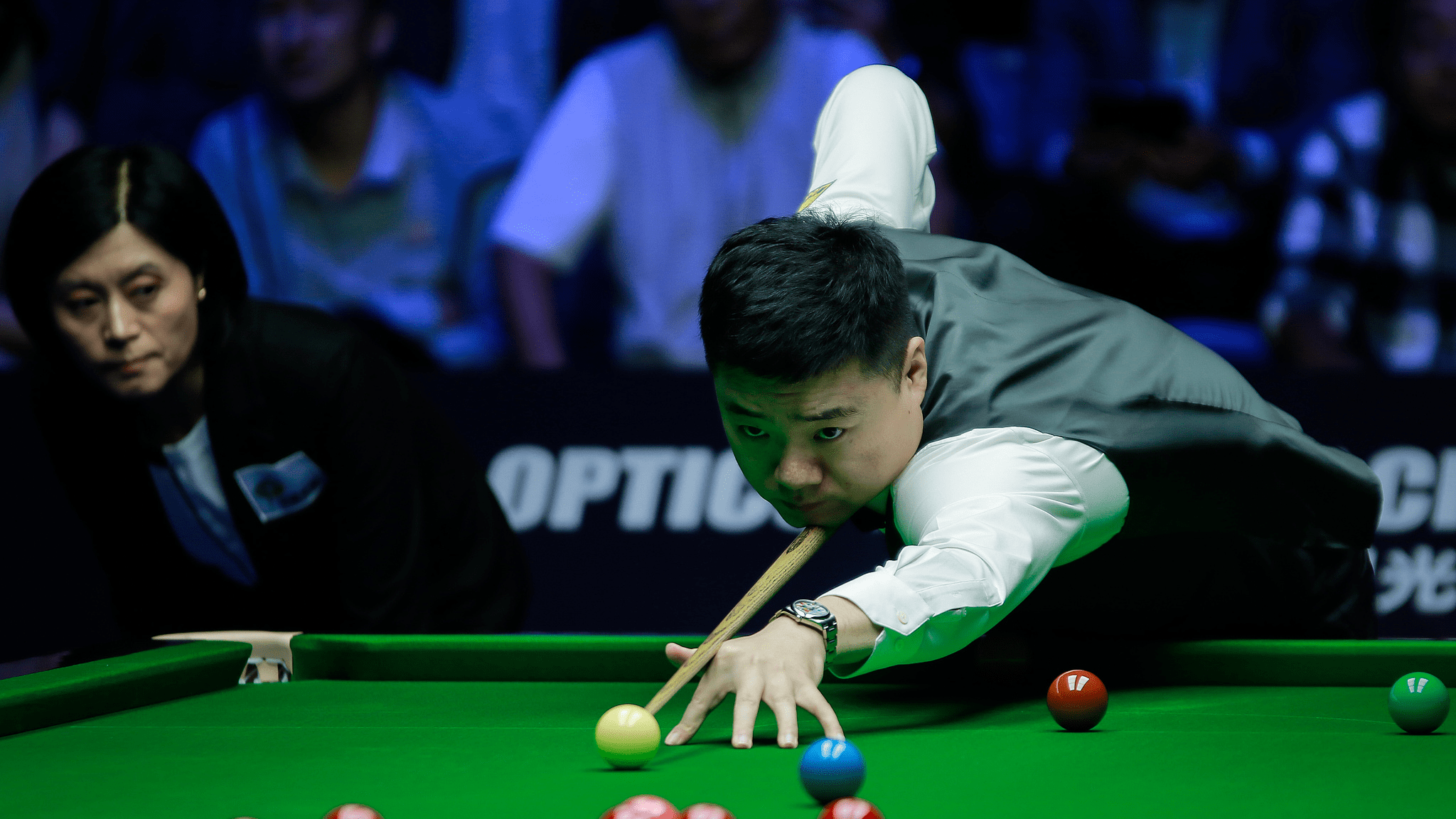2048x1152 Ding Junhui beats Evans at World Snooker International Championship
