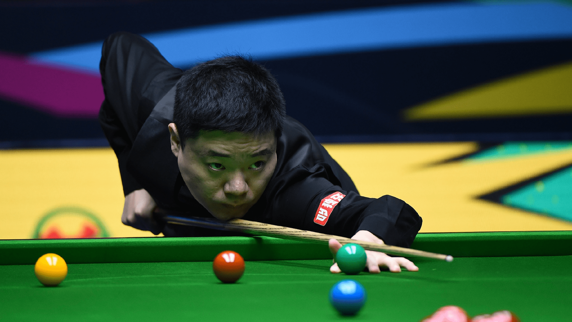 1920x1080 Ding Junhui eases through 1st round at WST International Championship