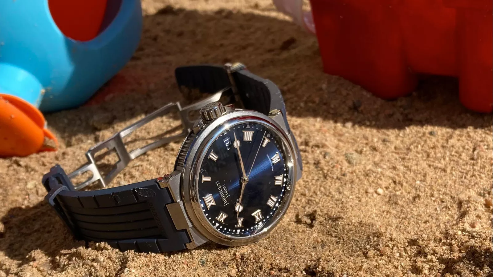 1600x900 Review: Breguet Marine 5517 (Ref. 5517TI Y1 5ZU). Three Quarter Plate