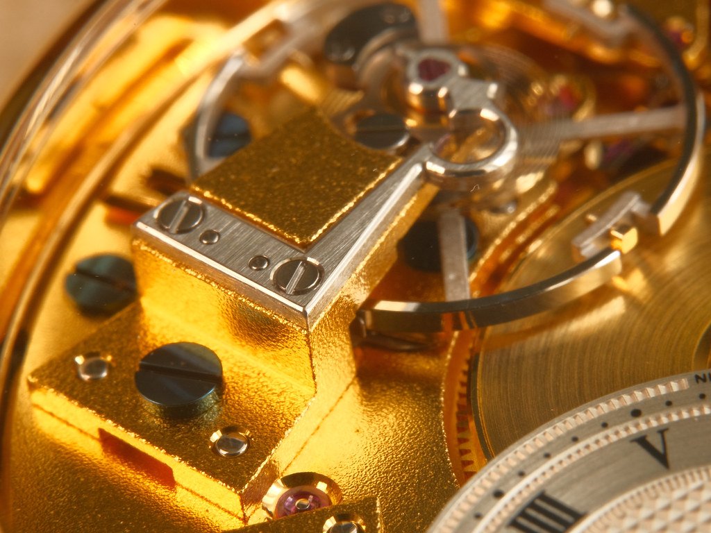 1024x768 New watch pics Tradition 7027